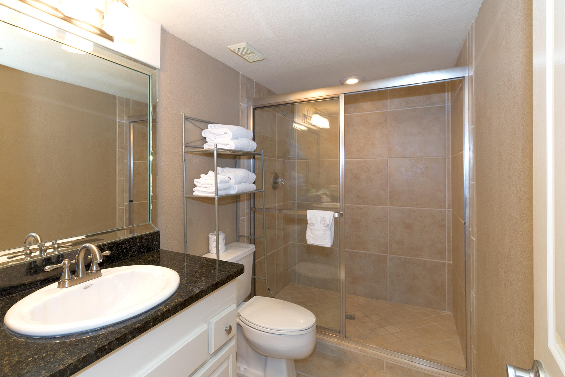 MAINSAIL CONDO PH 1 - Residential