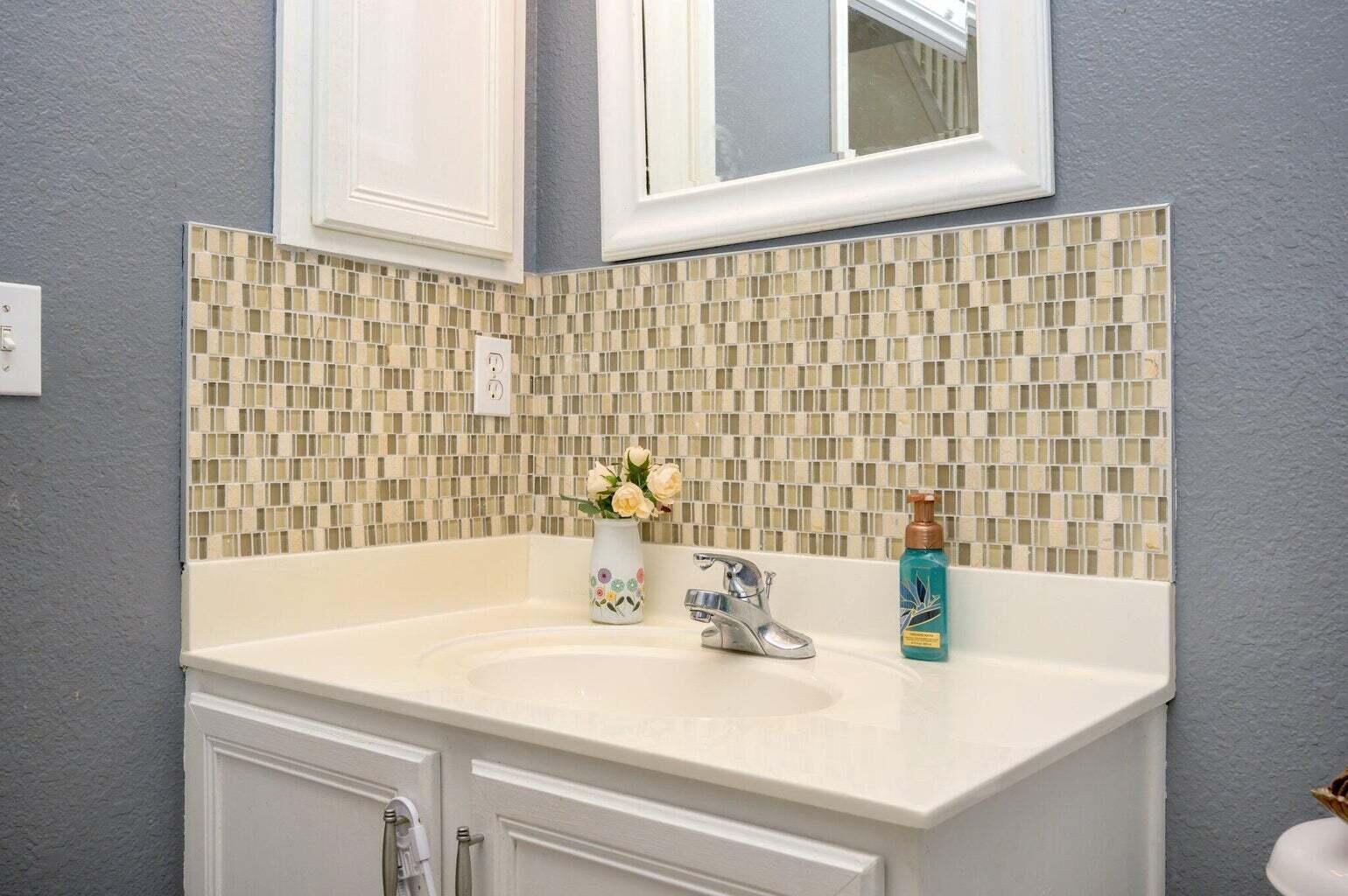 DRIFTWOOD ESTATES - Residential Lease