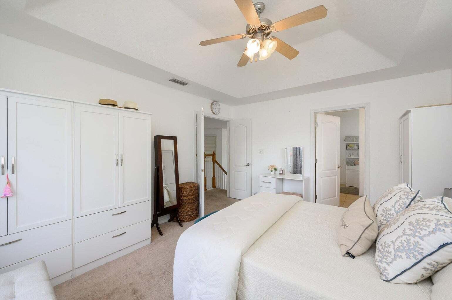 DRIFTWOOD ESTATES - Residential Lease