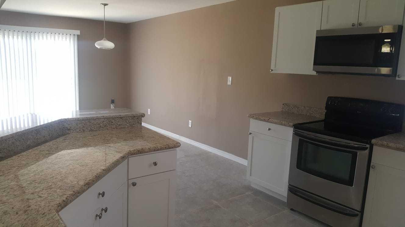 HOLLEY BY THE SEA - Residential