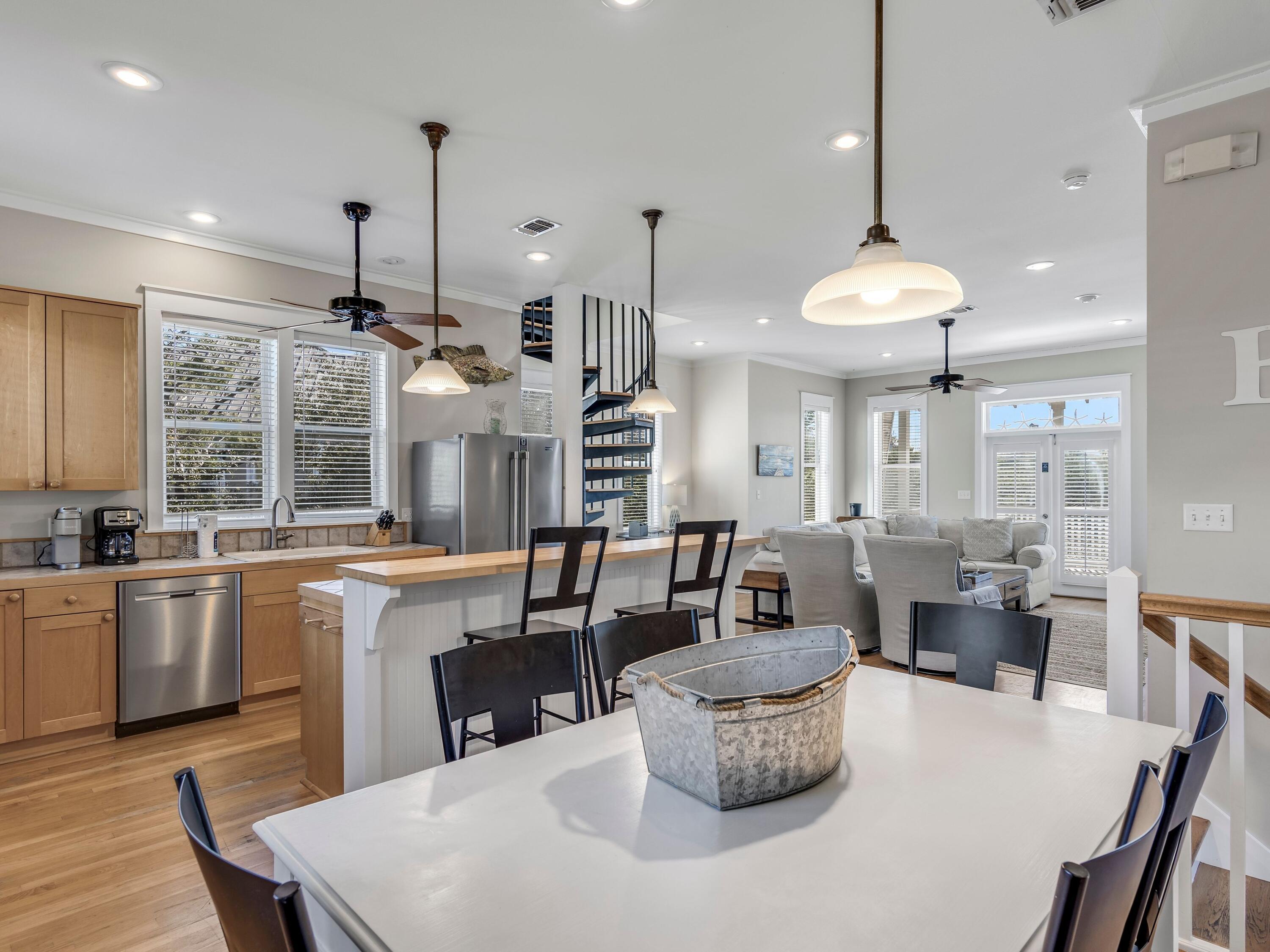 OLD FLORIDA BEACH - Residential