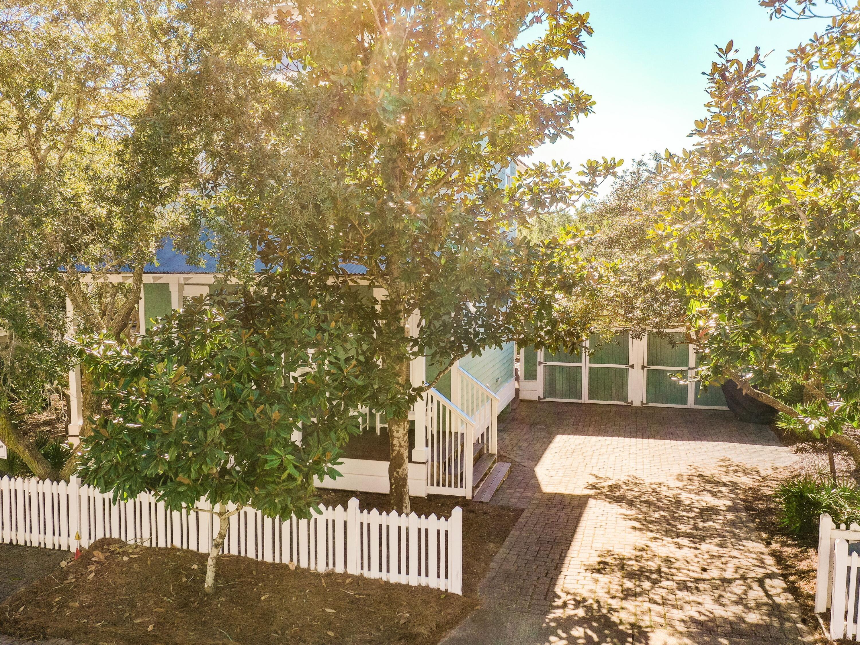 OLD FLORIDA BEACH - Residential
