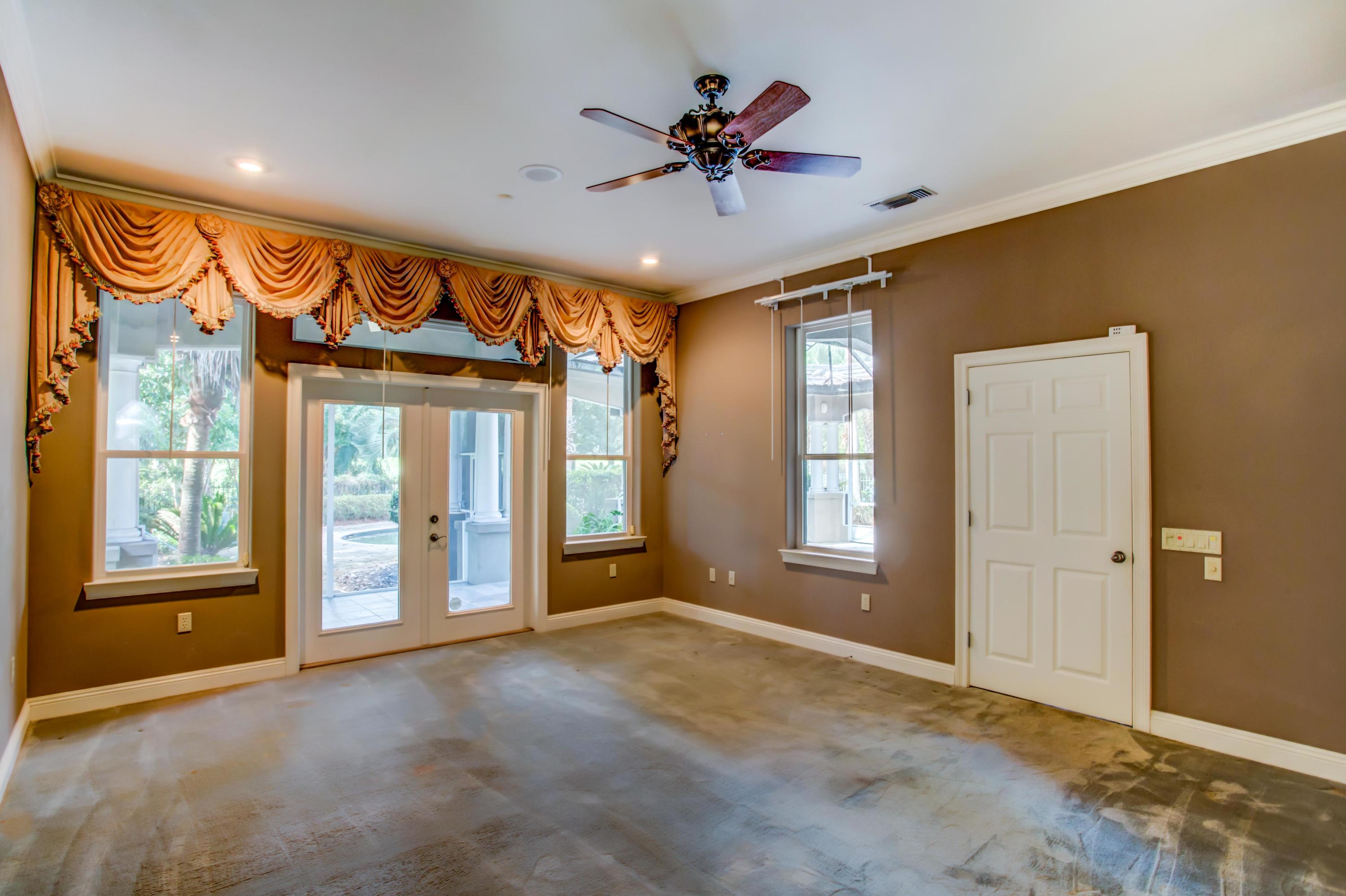 BURNT PINE - Residential