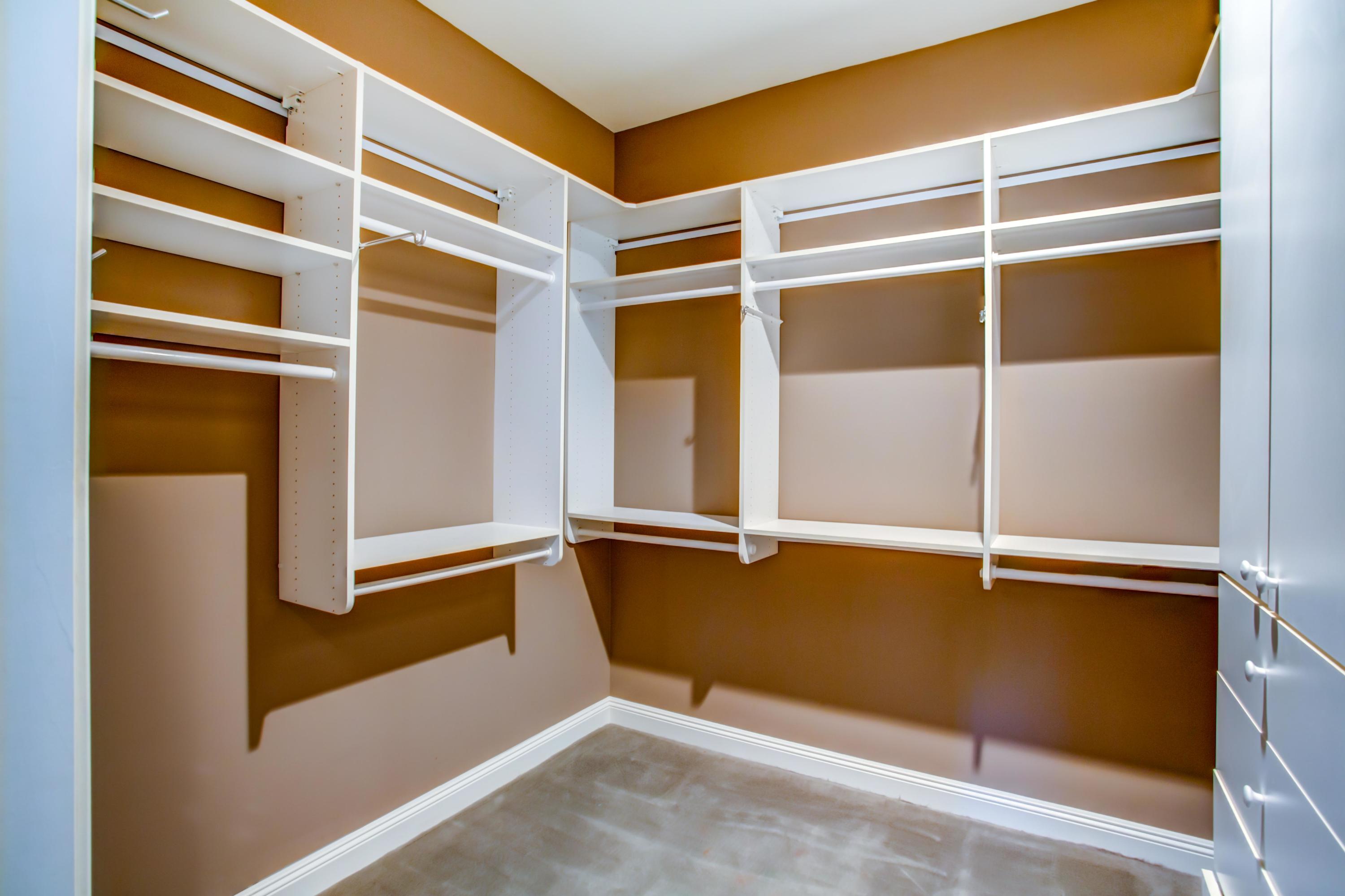 BURNT PINE - Residential