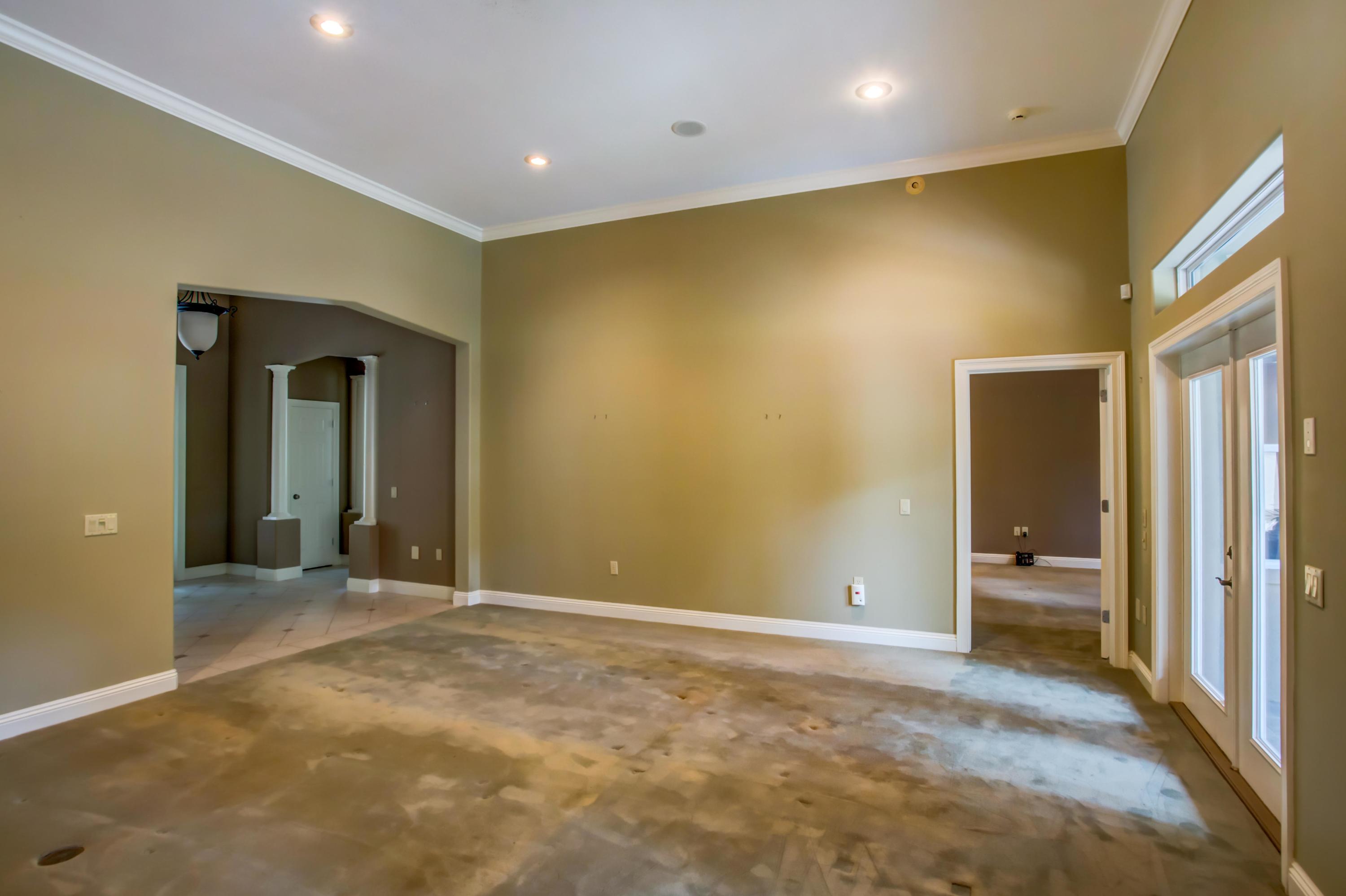 BURNT PINE - Residential