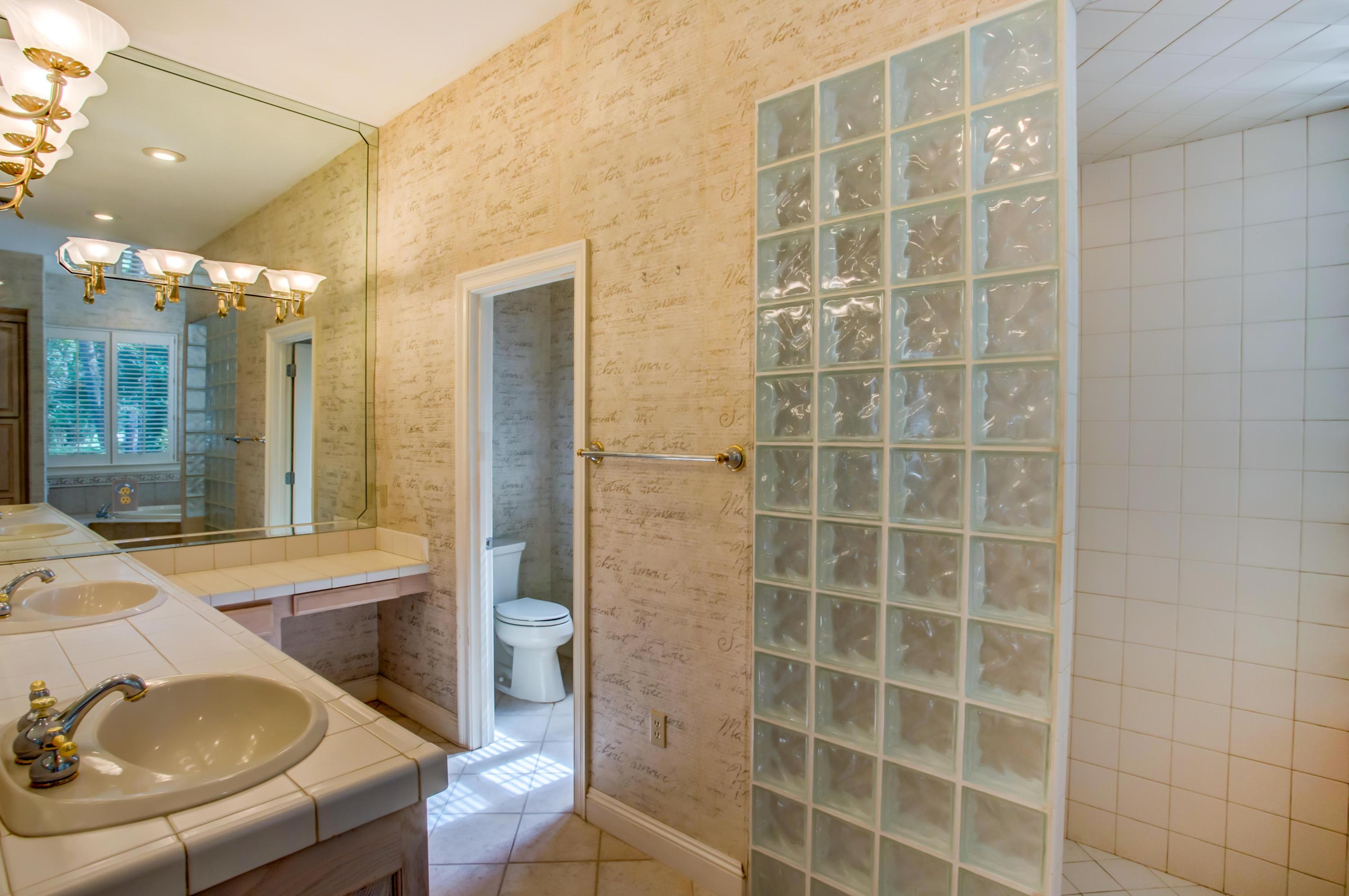 BURNT PINE - Residential