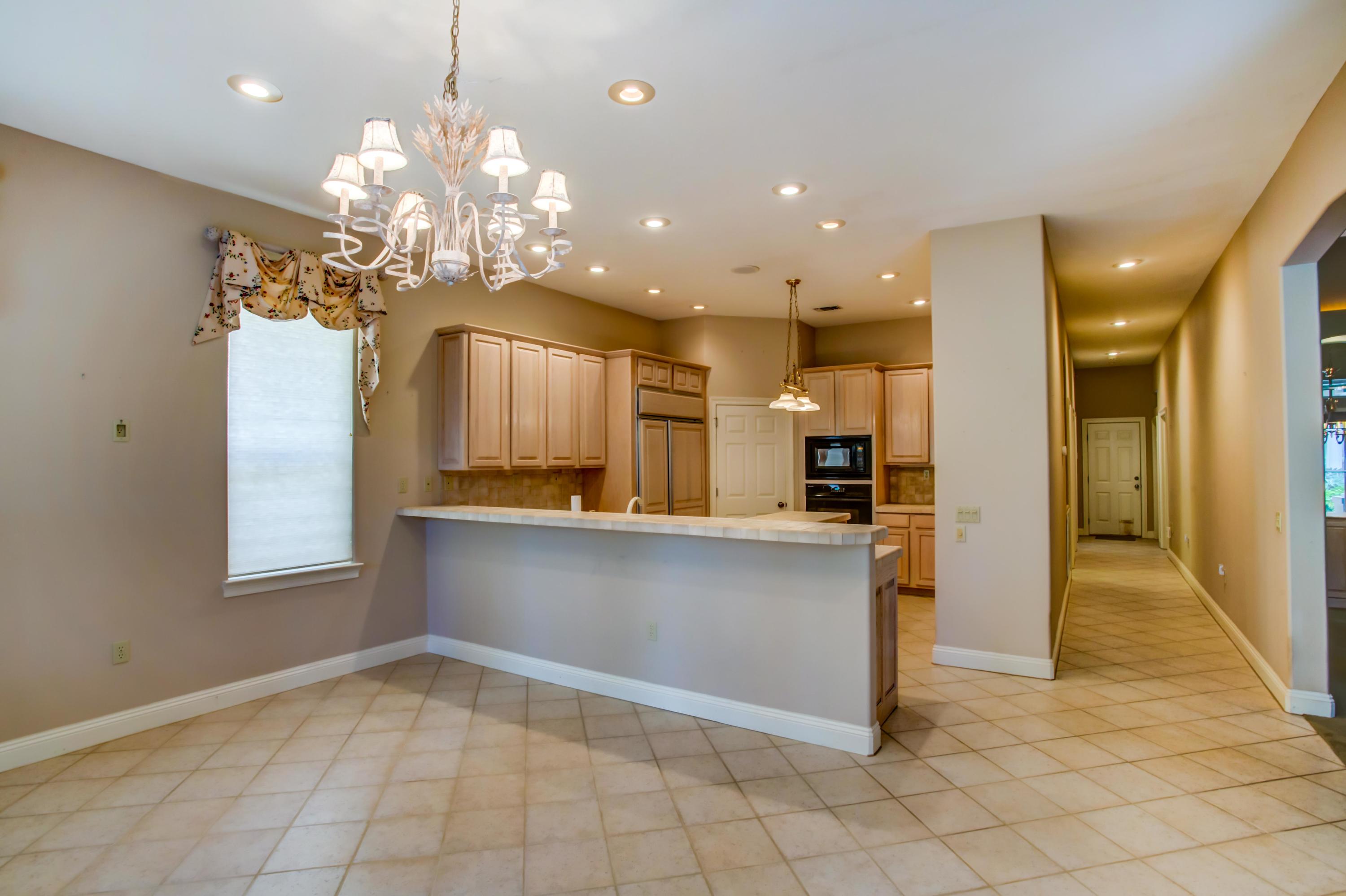 BURNT PINE - Residential