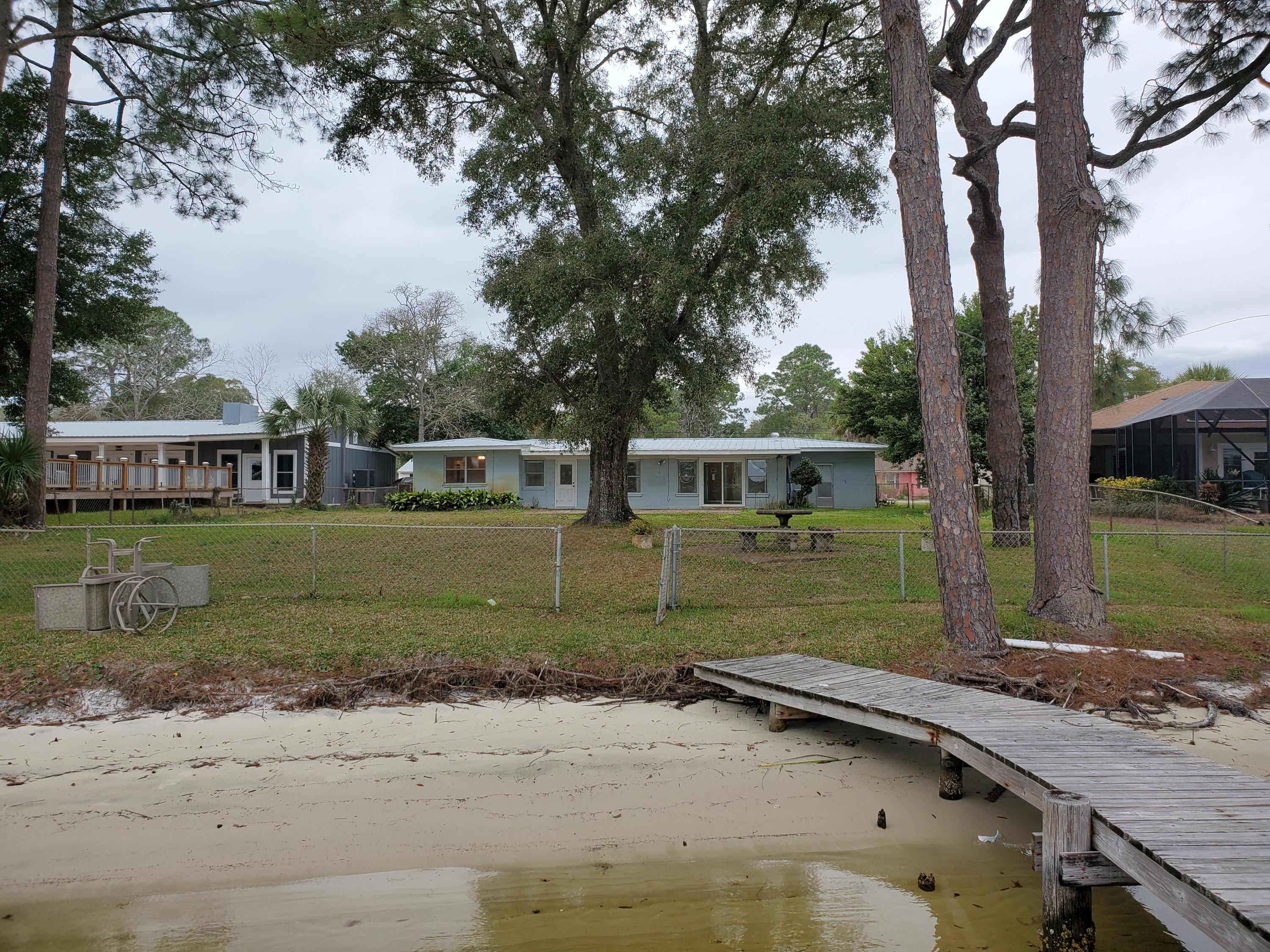 GARNIERS BEACH - Residential