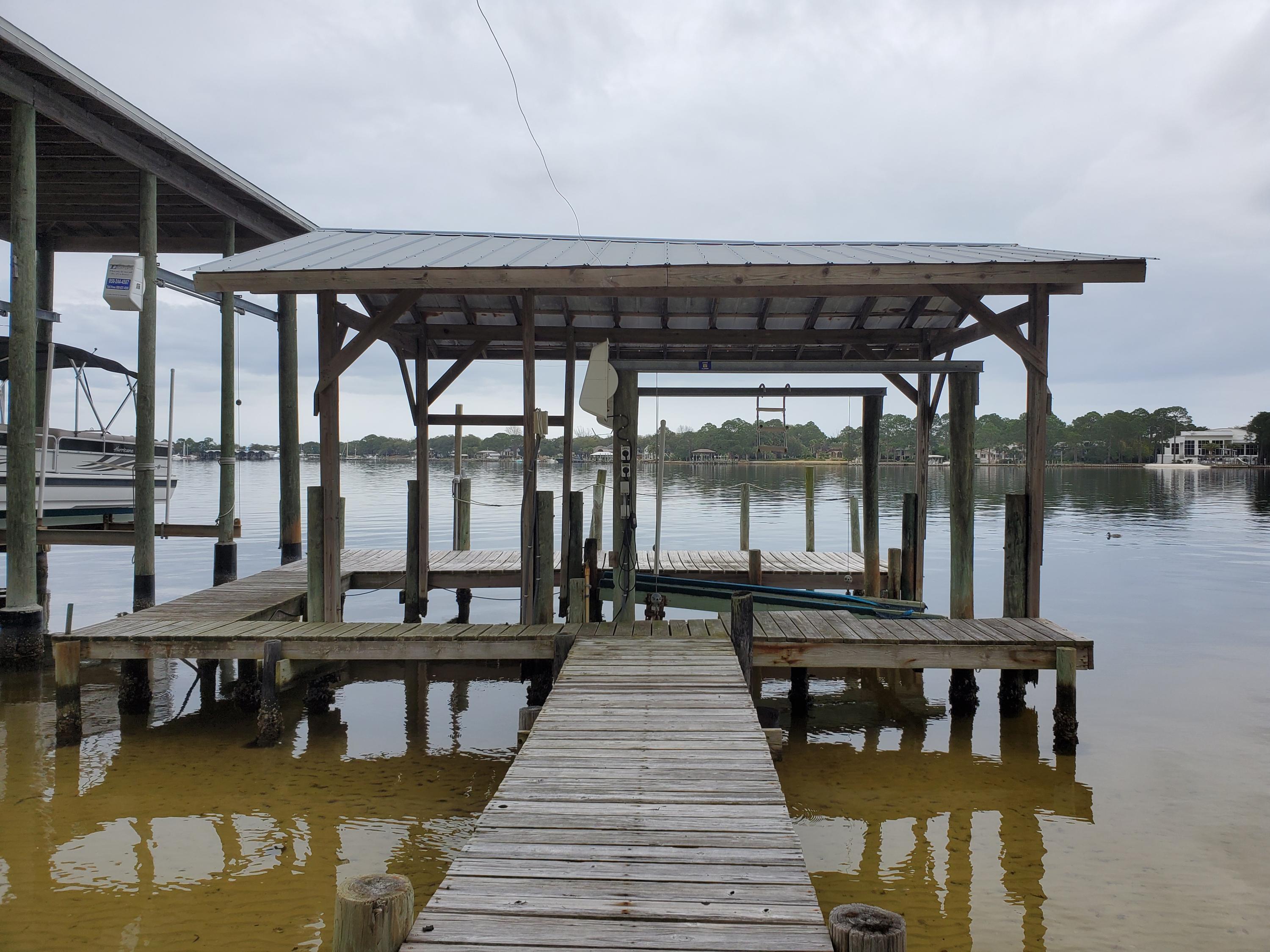 GARNIERS BEACH - Residential