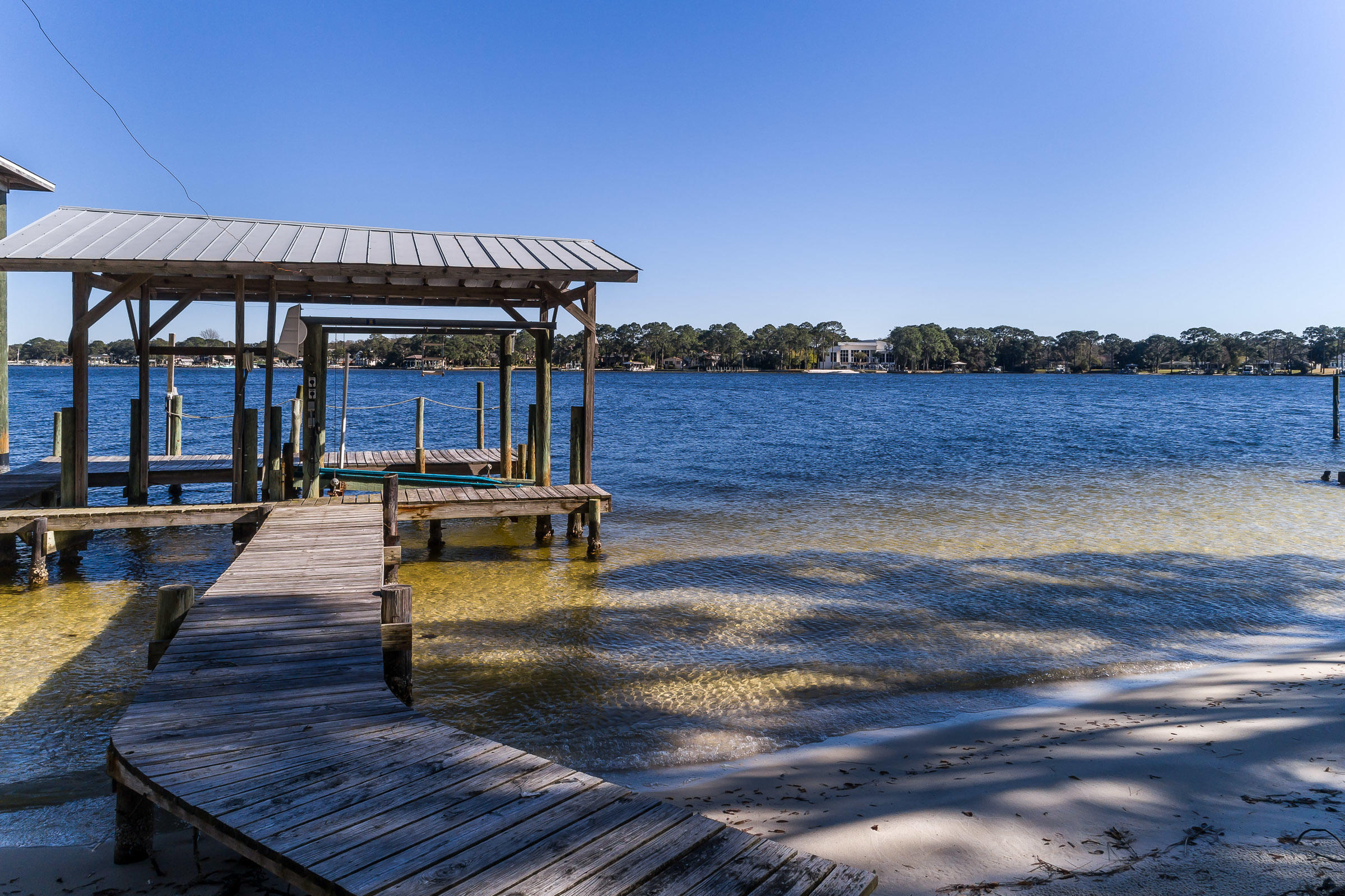 GARNIERS BEACH - Residential