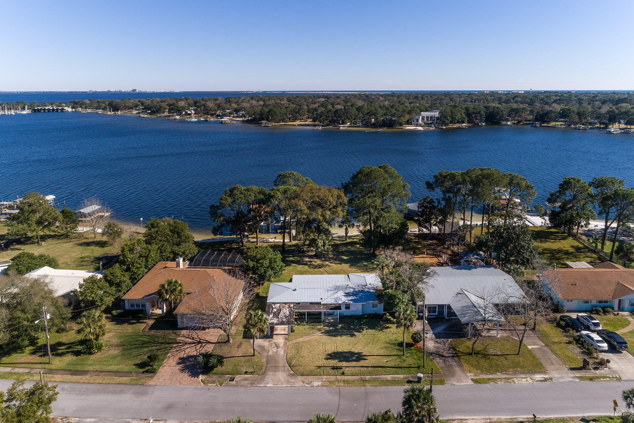 GARNIERS BEACH - Residential