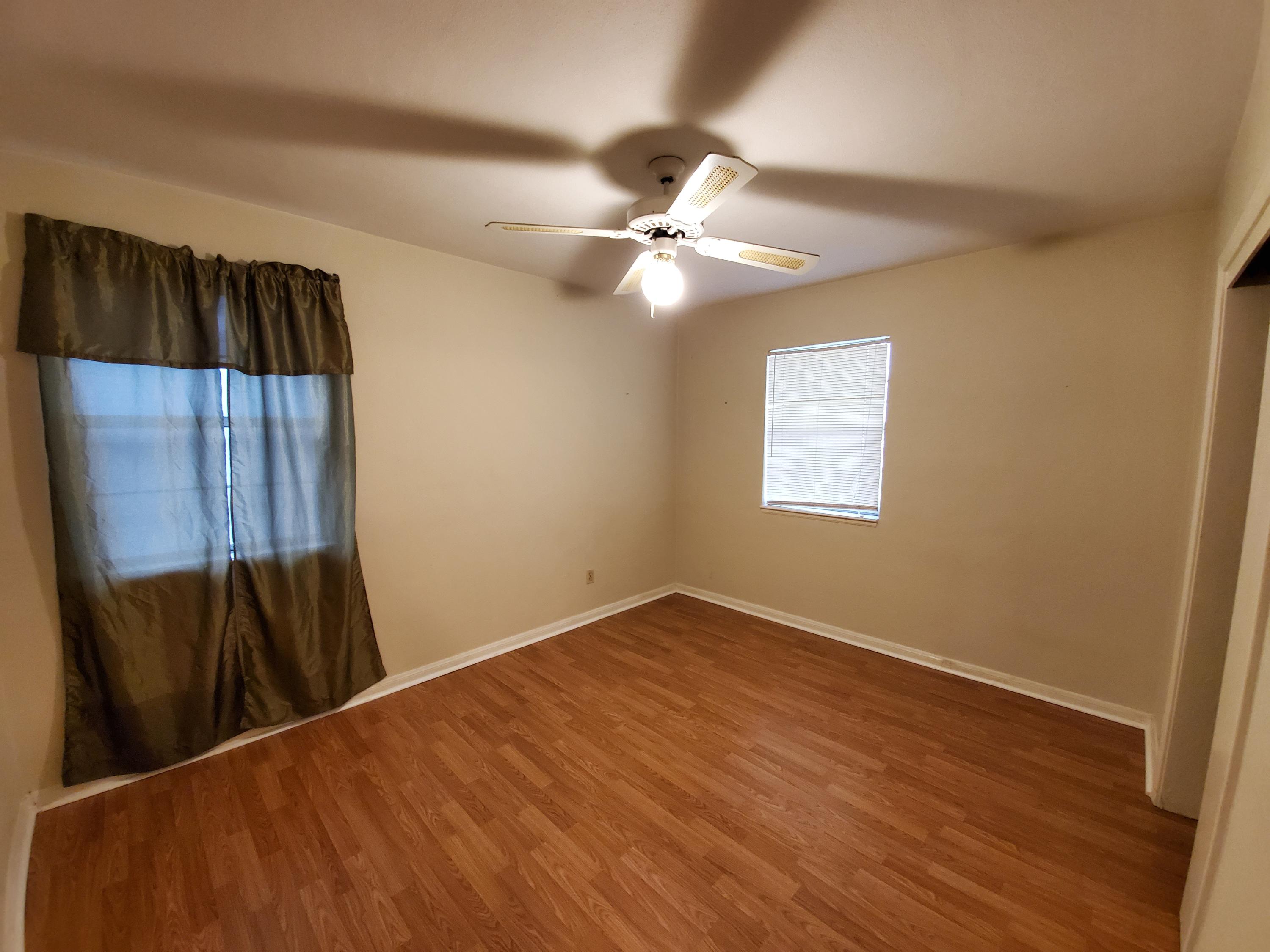 GARNIERS BEACH - Residential