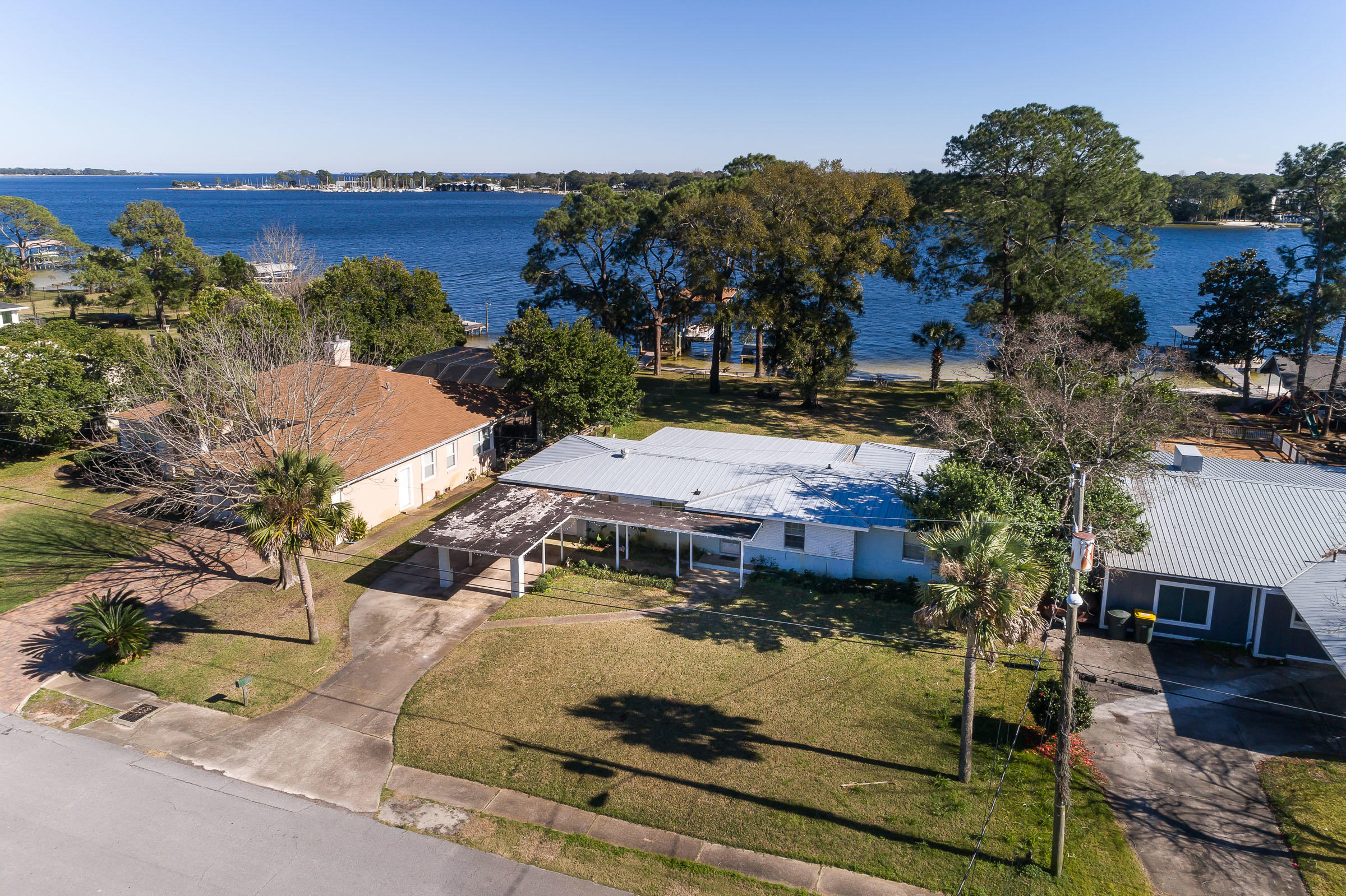 GARNIERS BEACH - Residential