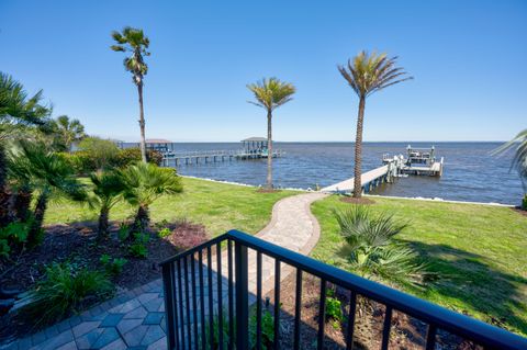 A home in Destin