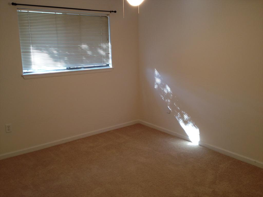 ROCKY BAYOU T/H - Residential Lease