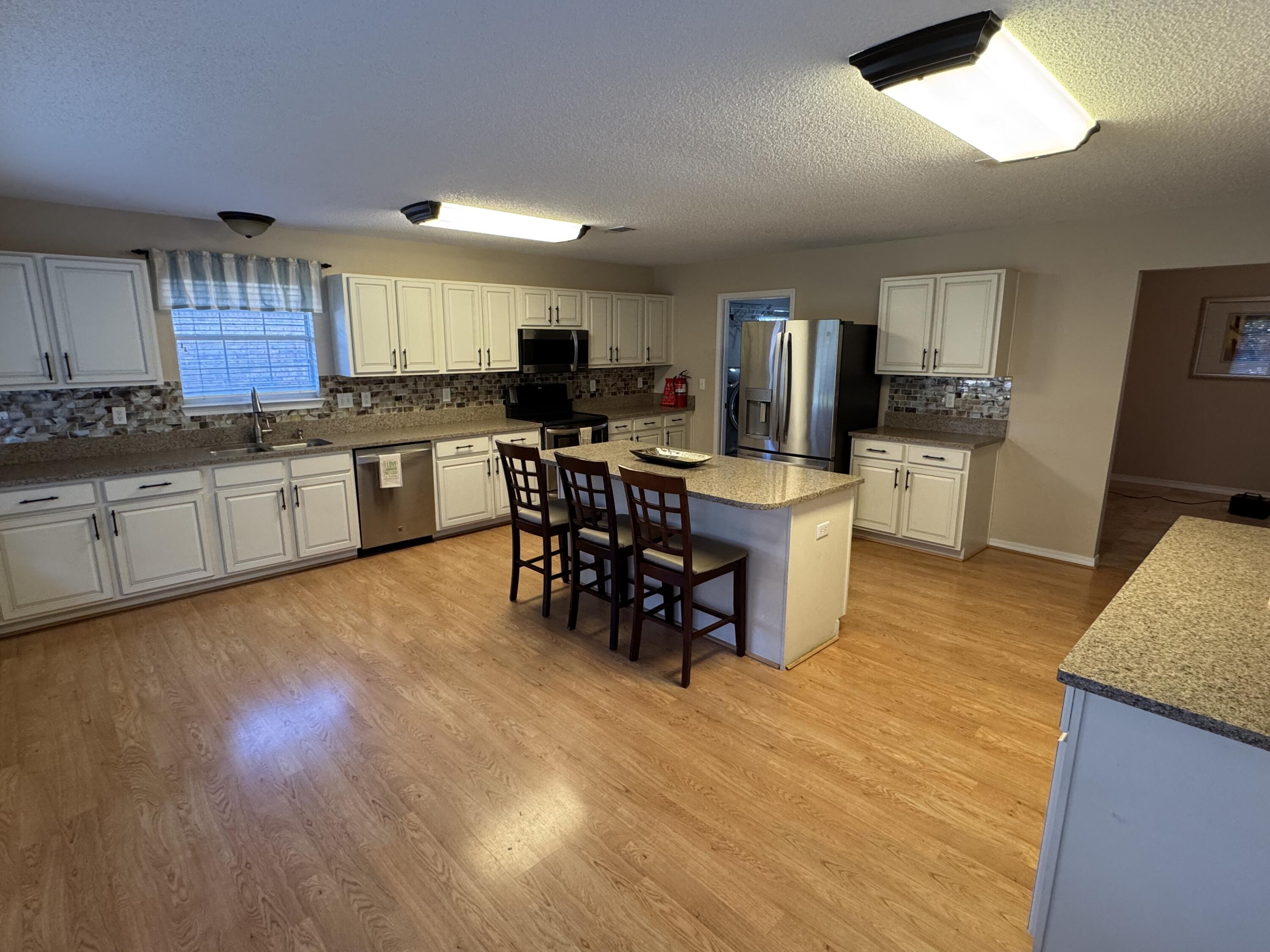 EAGLES LANDING S/D - Residential Lease