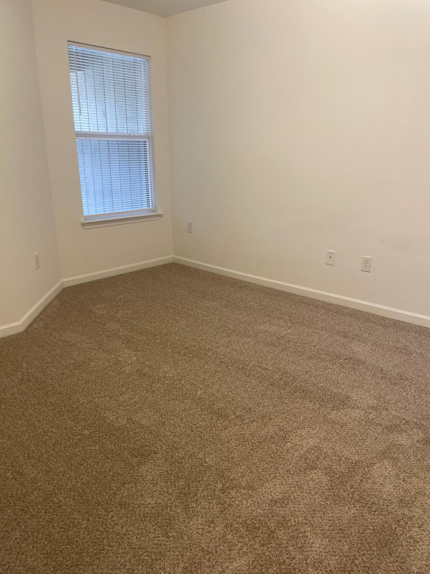 BAYWOOD T/H - Residential Lease
