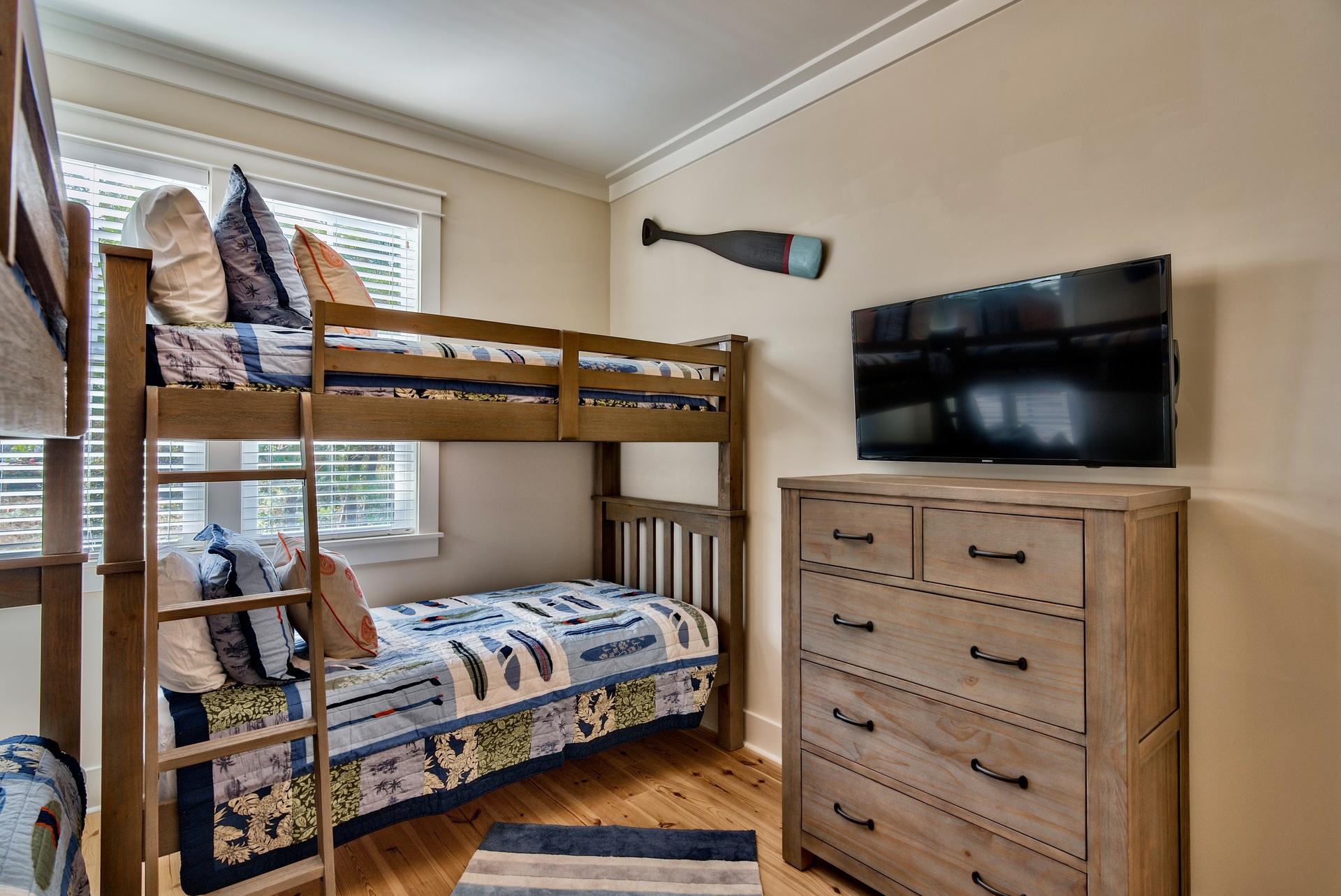 FOREST LAKES - Residential