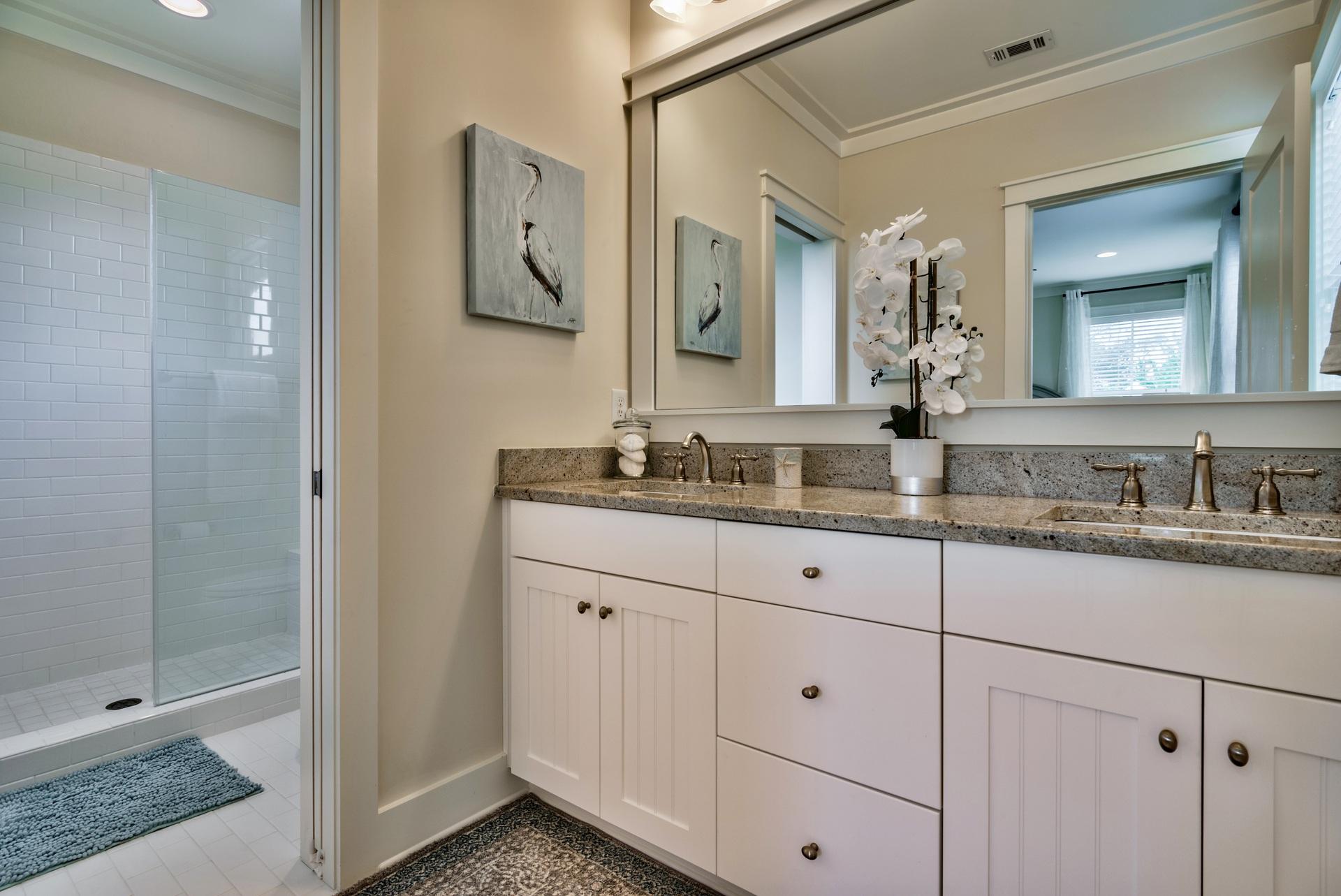 FOREST LAKES - Residential