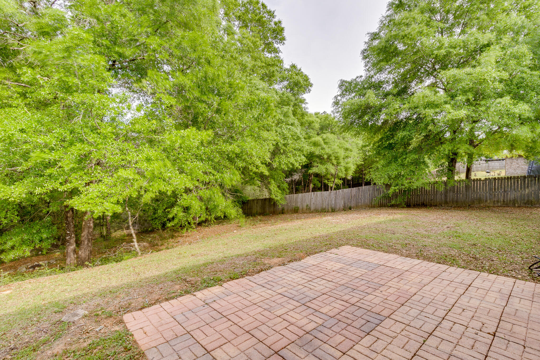 SILVER SPRINGS EST - Residential