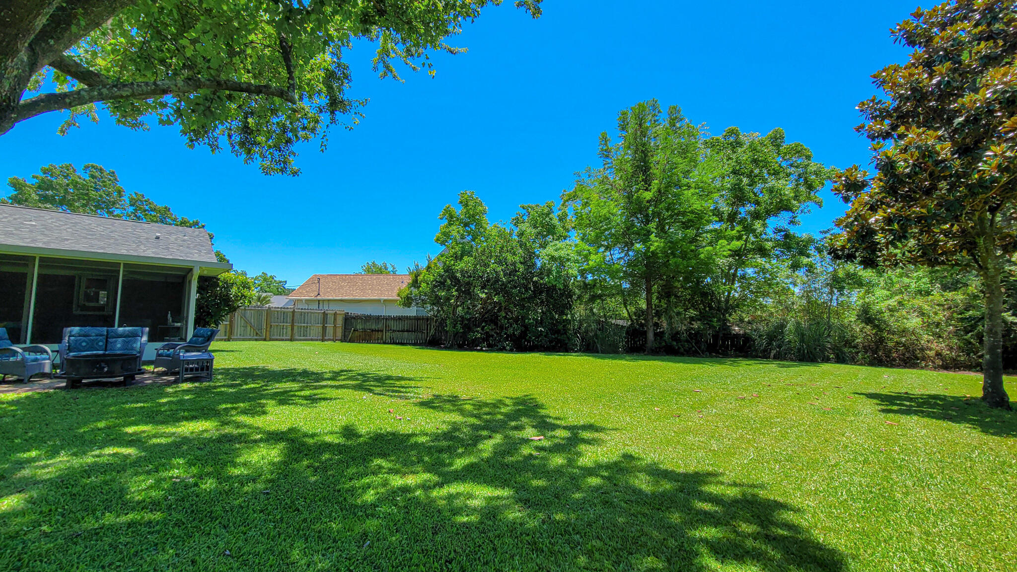 FOX DEN VILLAGES - Residential