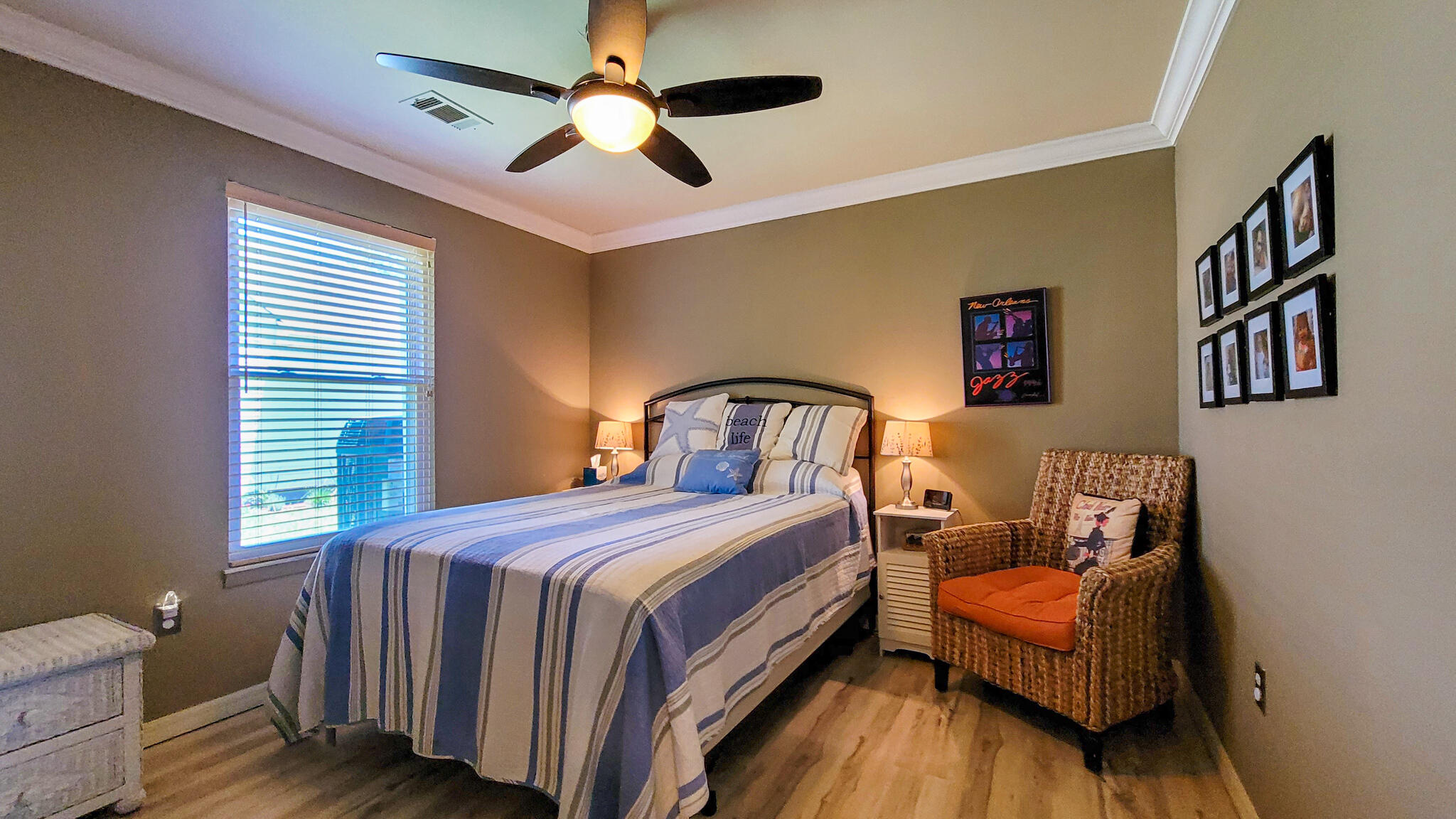 FOX DEN VILLAGES - Residential