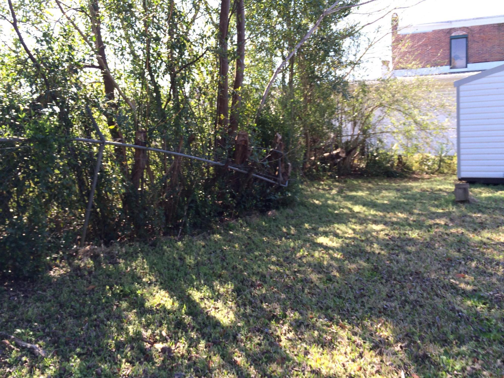 LAUREL HILL - Residential