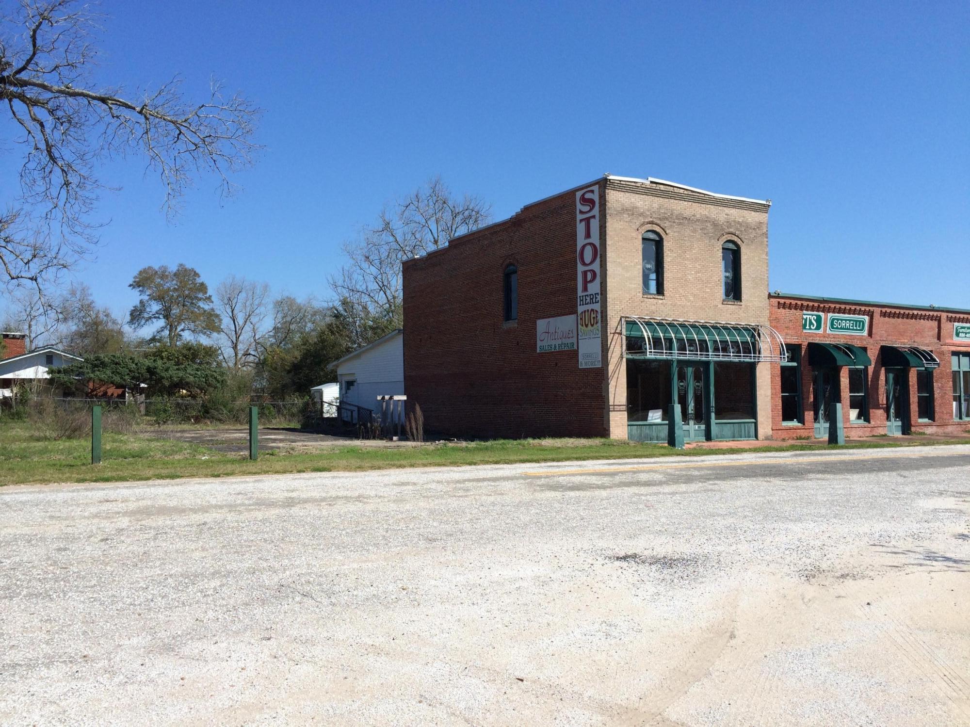 LAUREL HILL - Residential