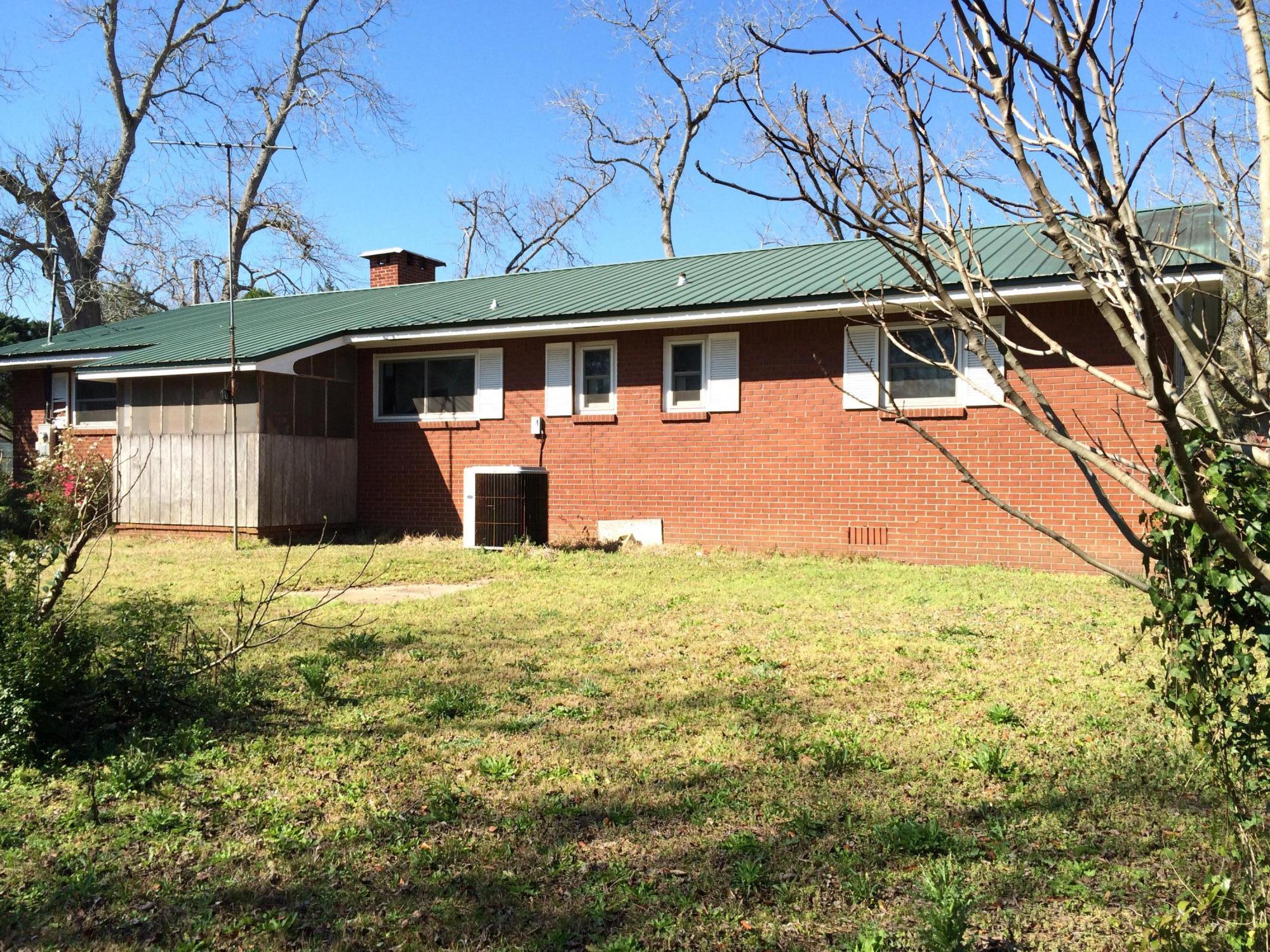 LAUREL HILL - Residential