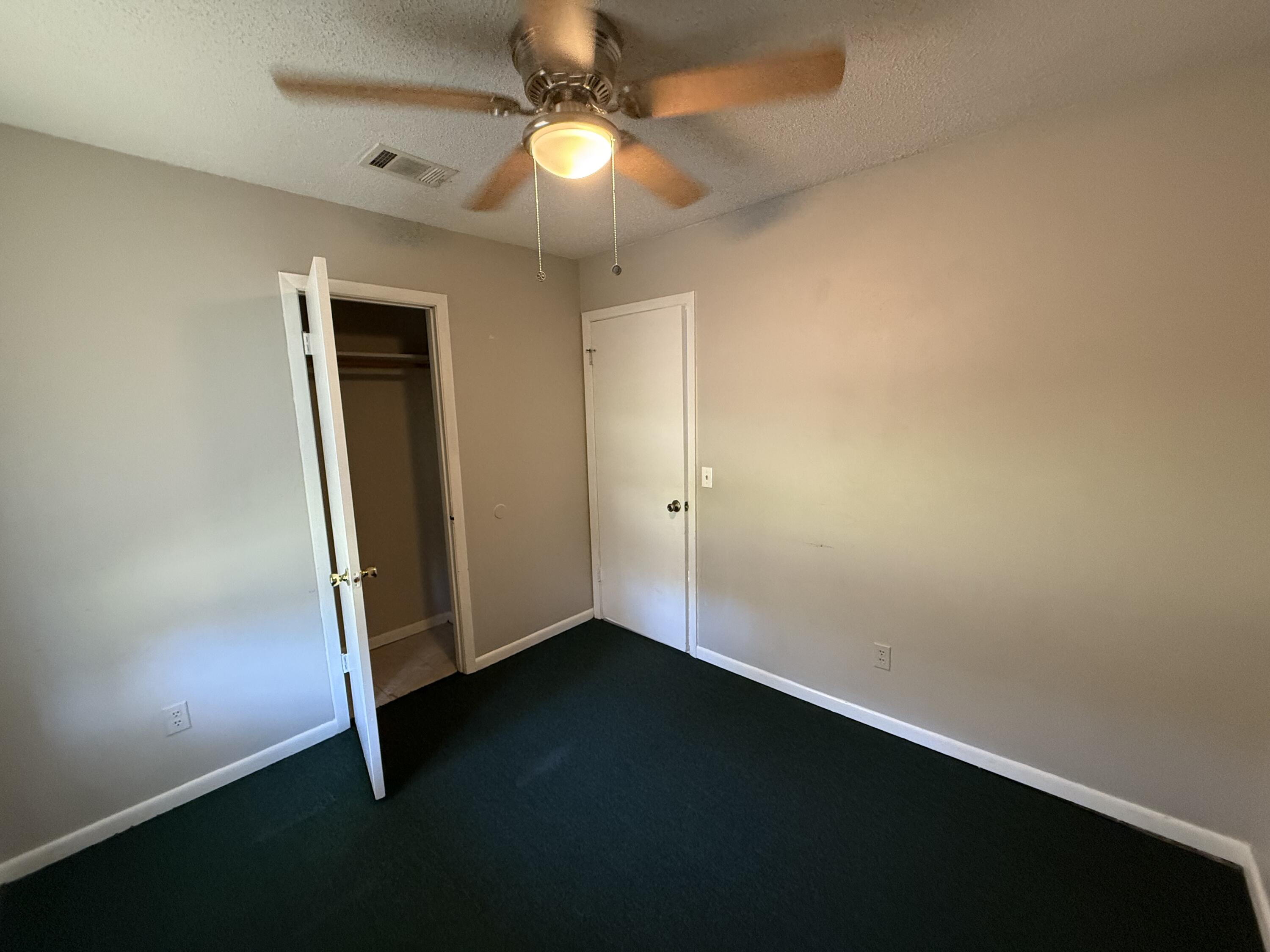 METES & BOUNDS - Residential Lease