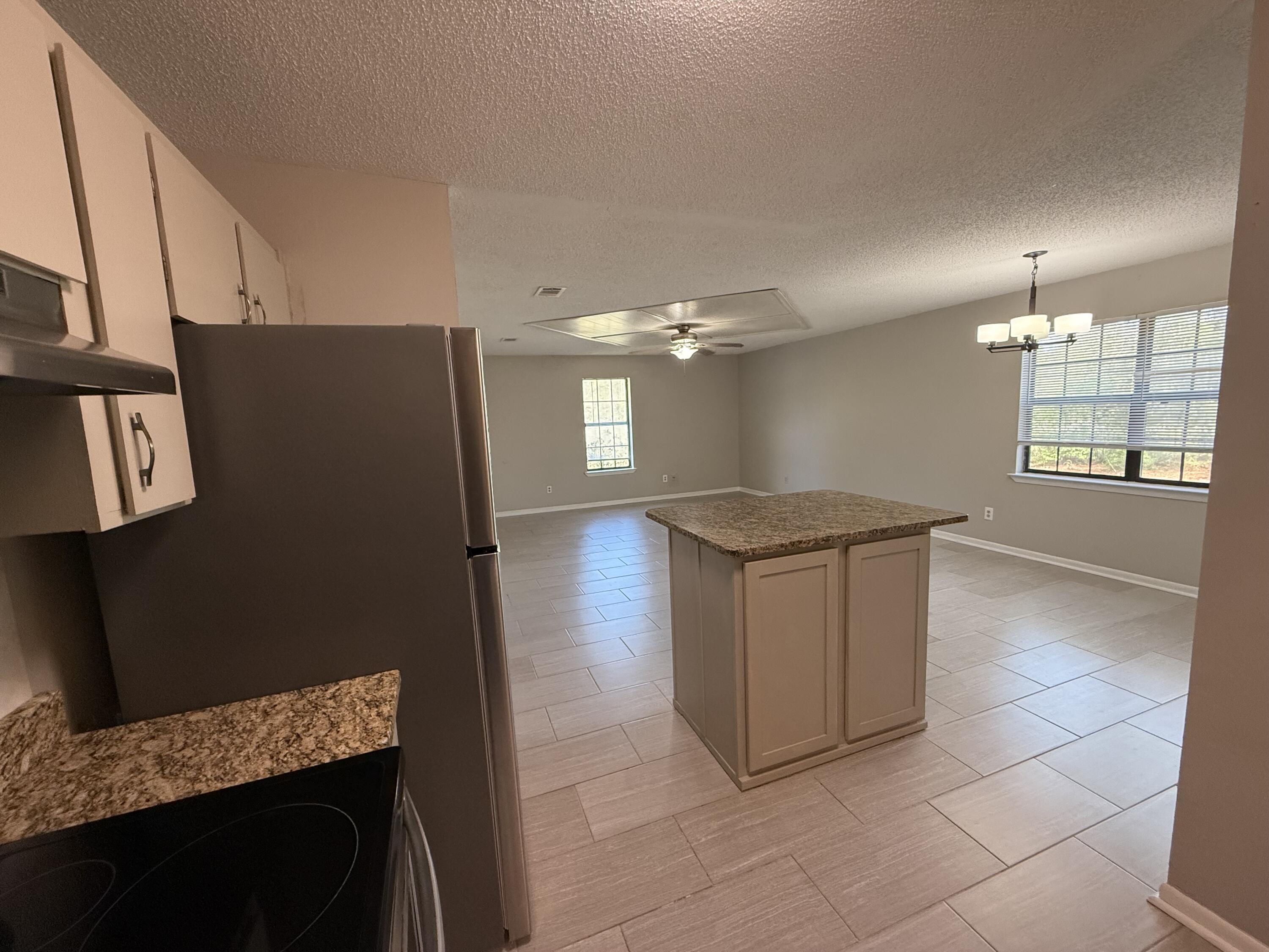 METES & BOUNDS - Residential Lease