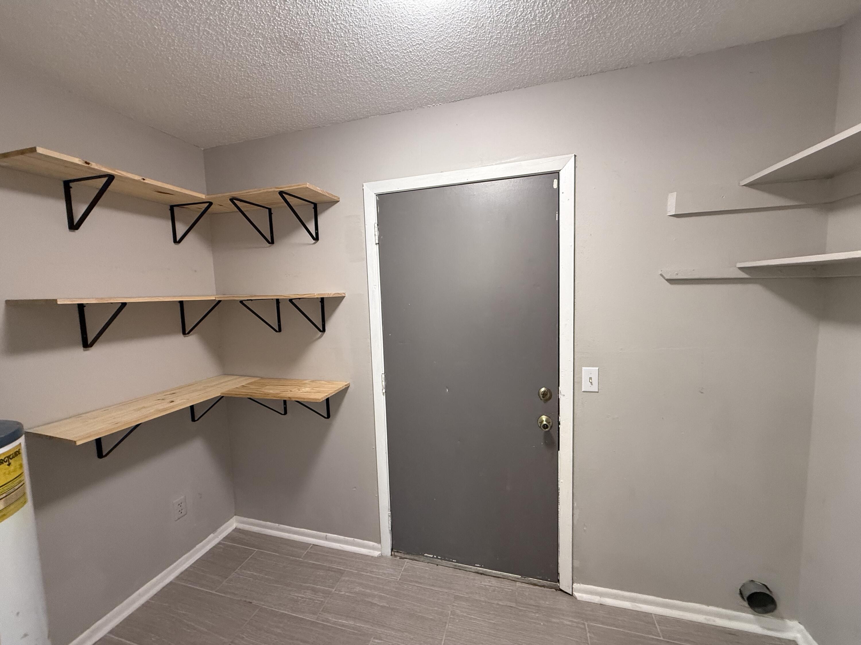 METES & BOUNDS - Residential Lease