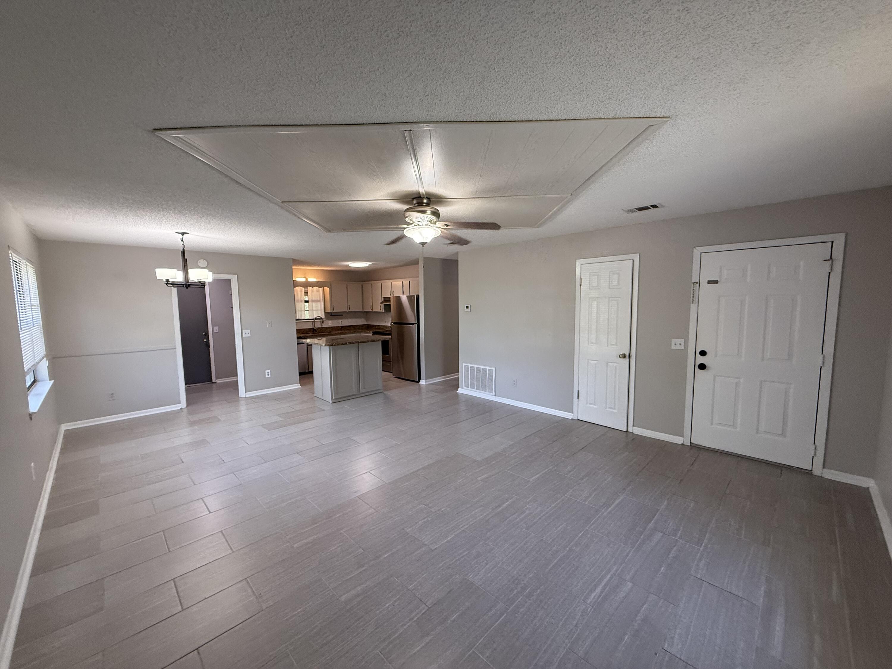 METES & BOUNDS - Residential Lease
