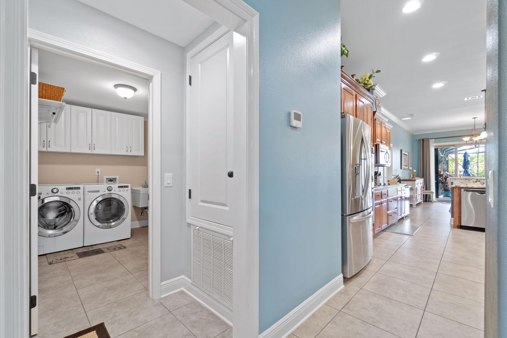 HOLLEY BY THE SEA - Residential