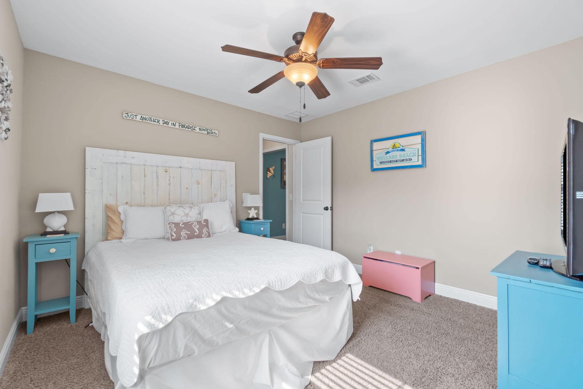 HOLLEY BY THE SEA - Residential