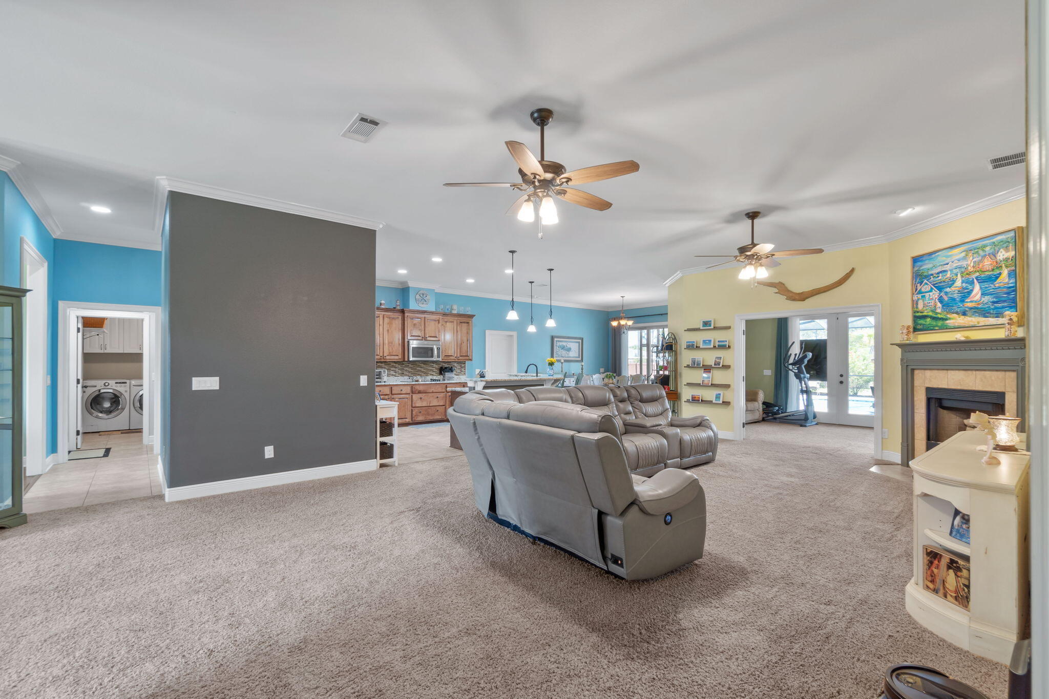 HOLLEY BY THE SEA - Residential