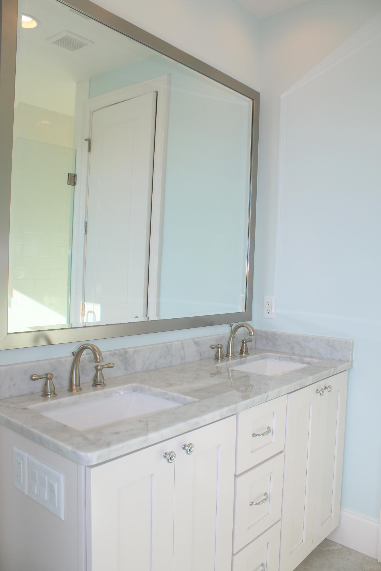 Villa Lago - Residential