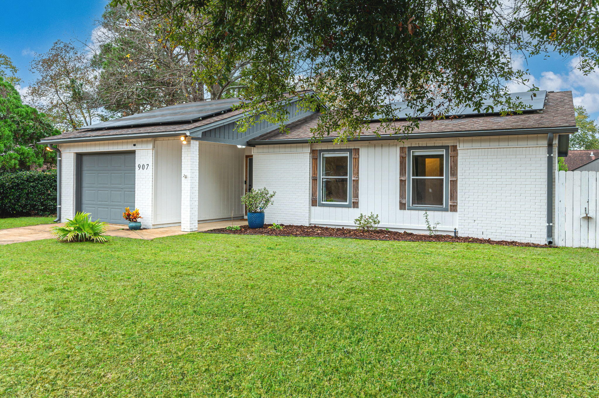 PALM ESTATES UNIT 2 - Residential