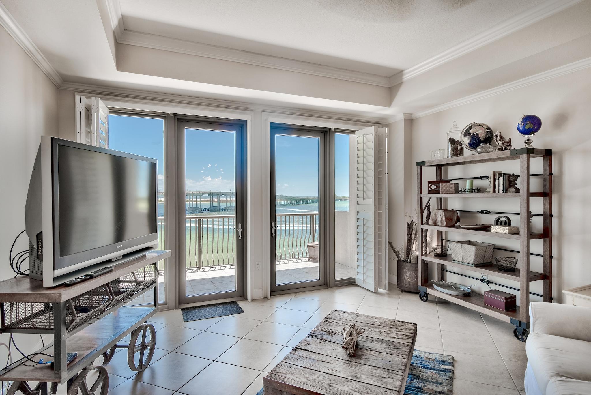 SIDES MORENO POINT #403 - Residential