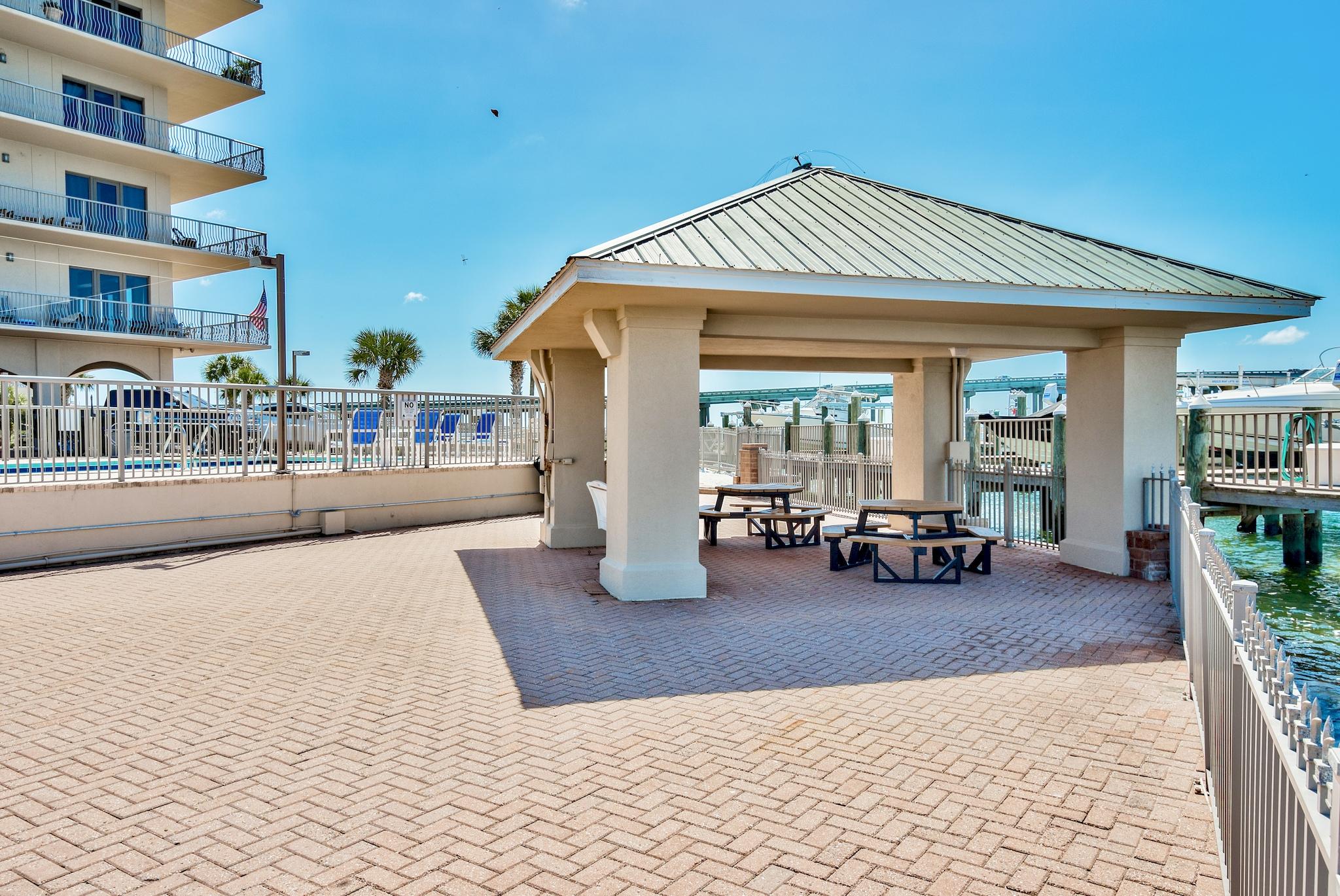 SIDES MORENO POINT #403 - Residential