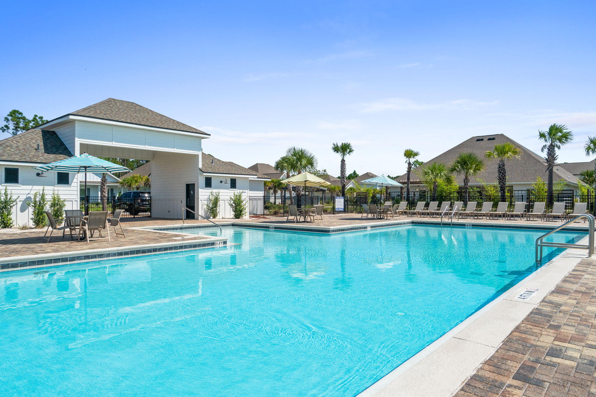 LAKEVIEW - Residential