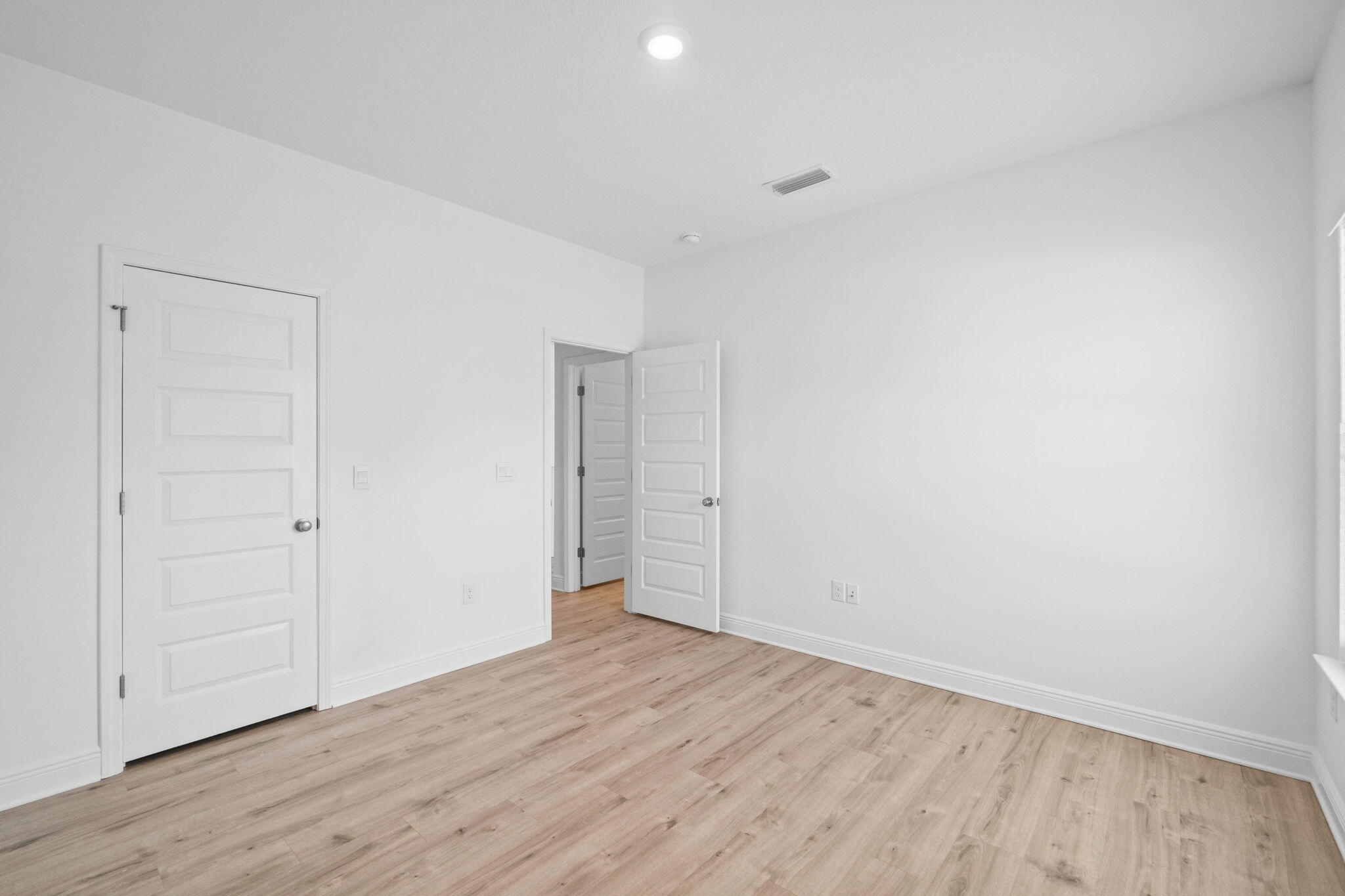 LAKEVIEW - Residential