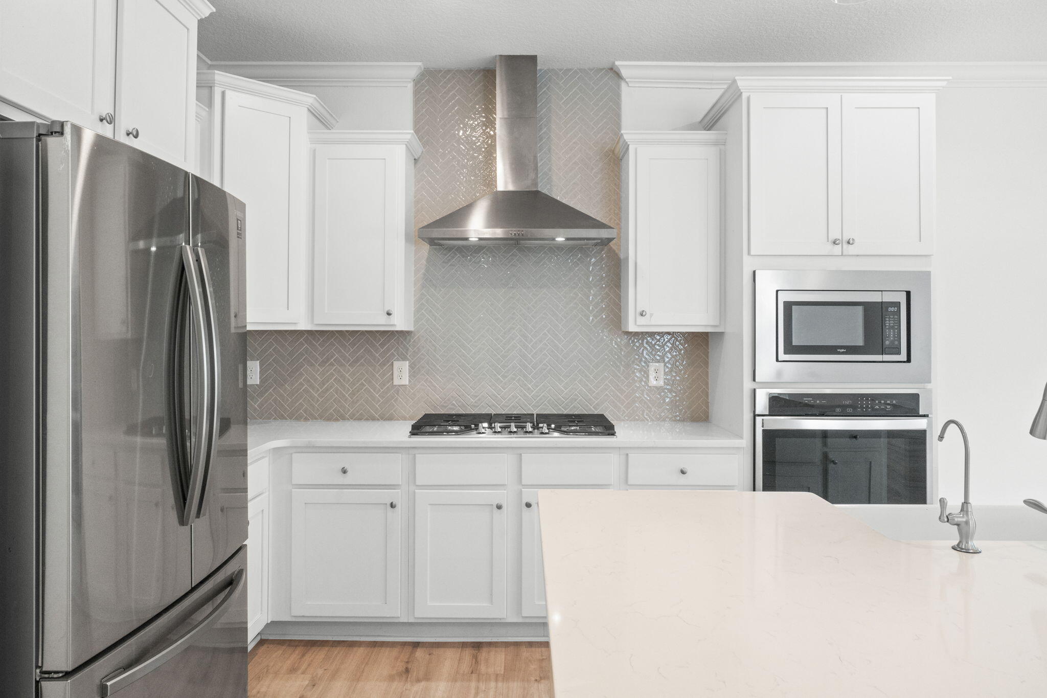 LAKEVIEW - Residential