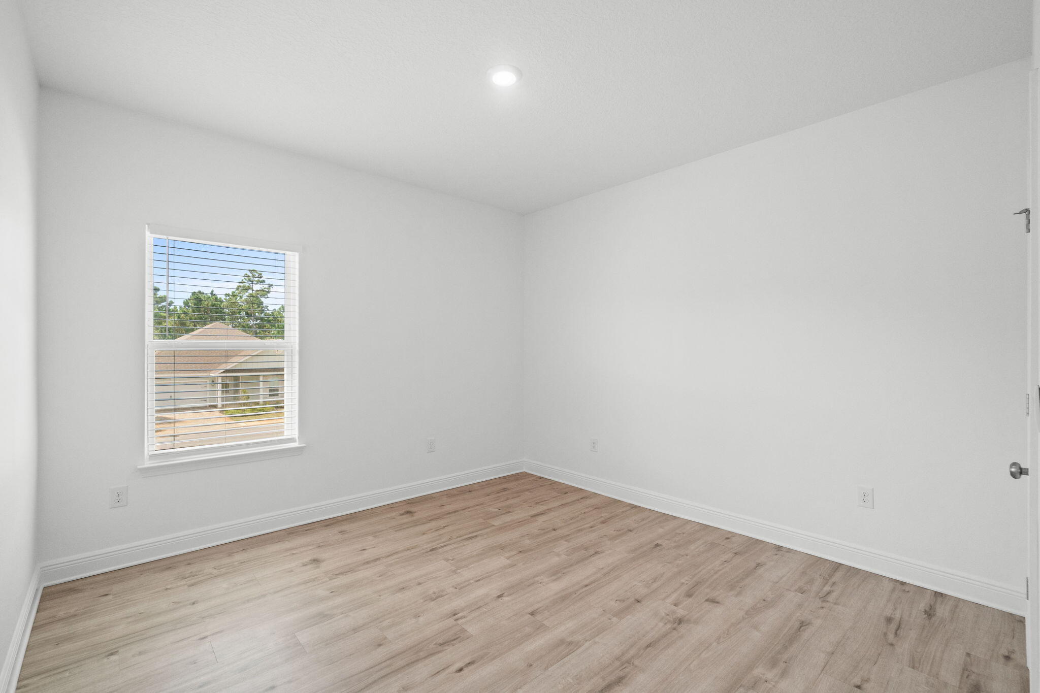 LAKEVIEW - Residential