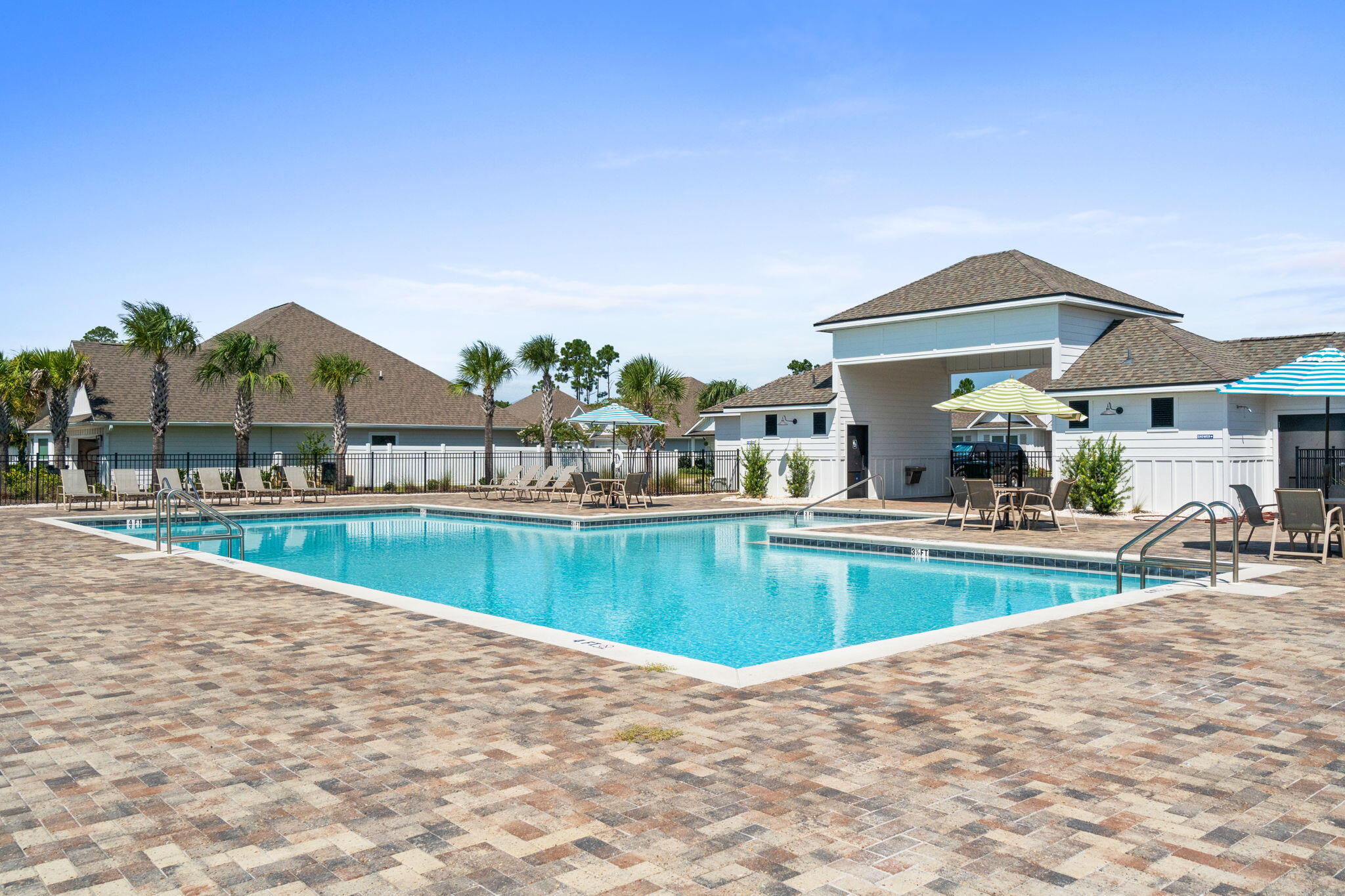 LAKEVIEW - Residential