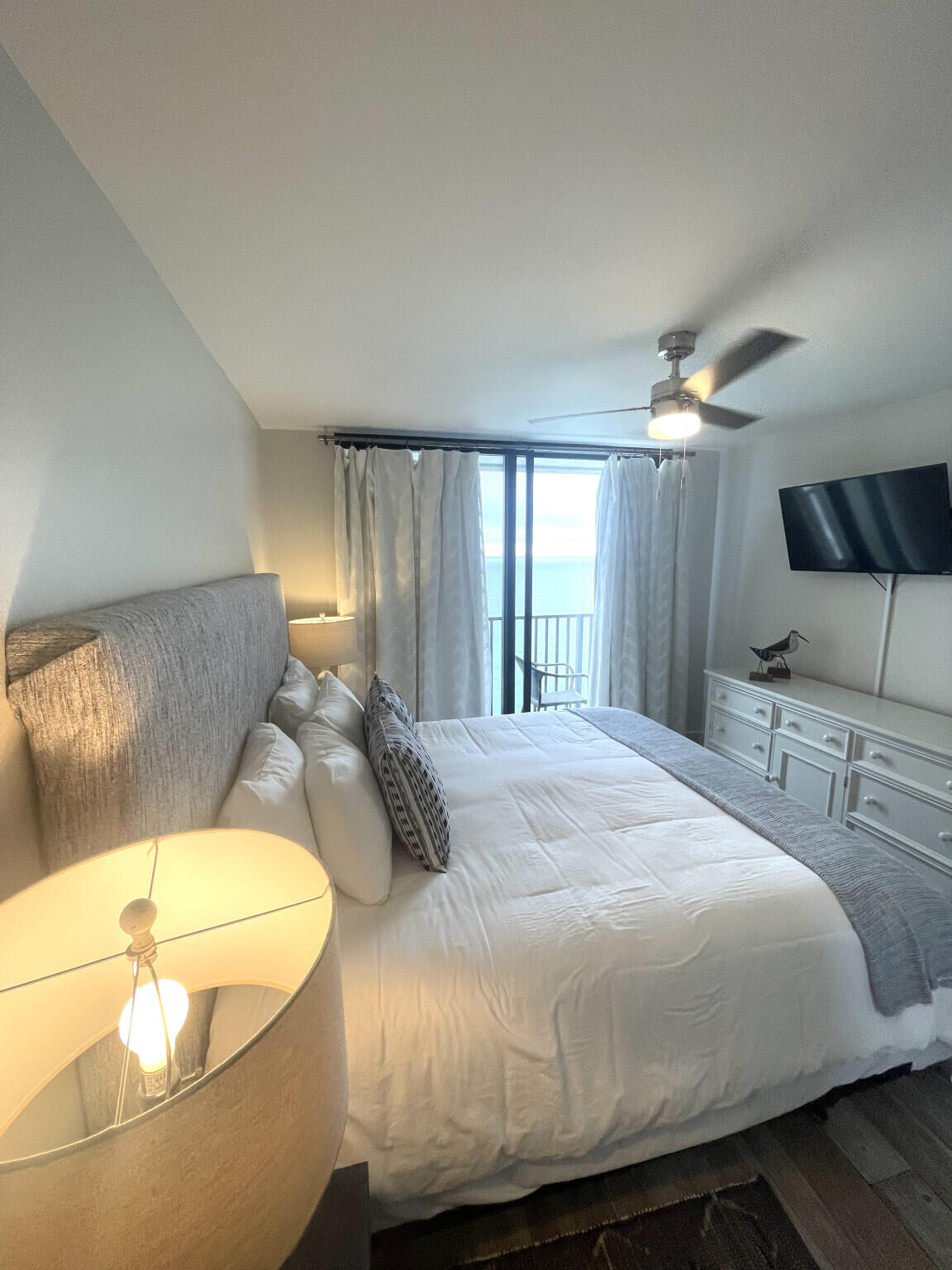One Seagrove Place - Residential