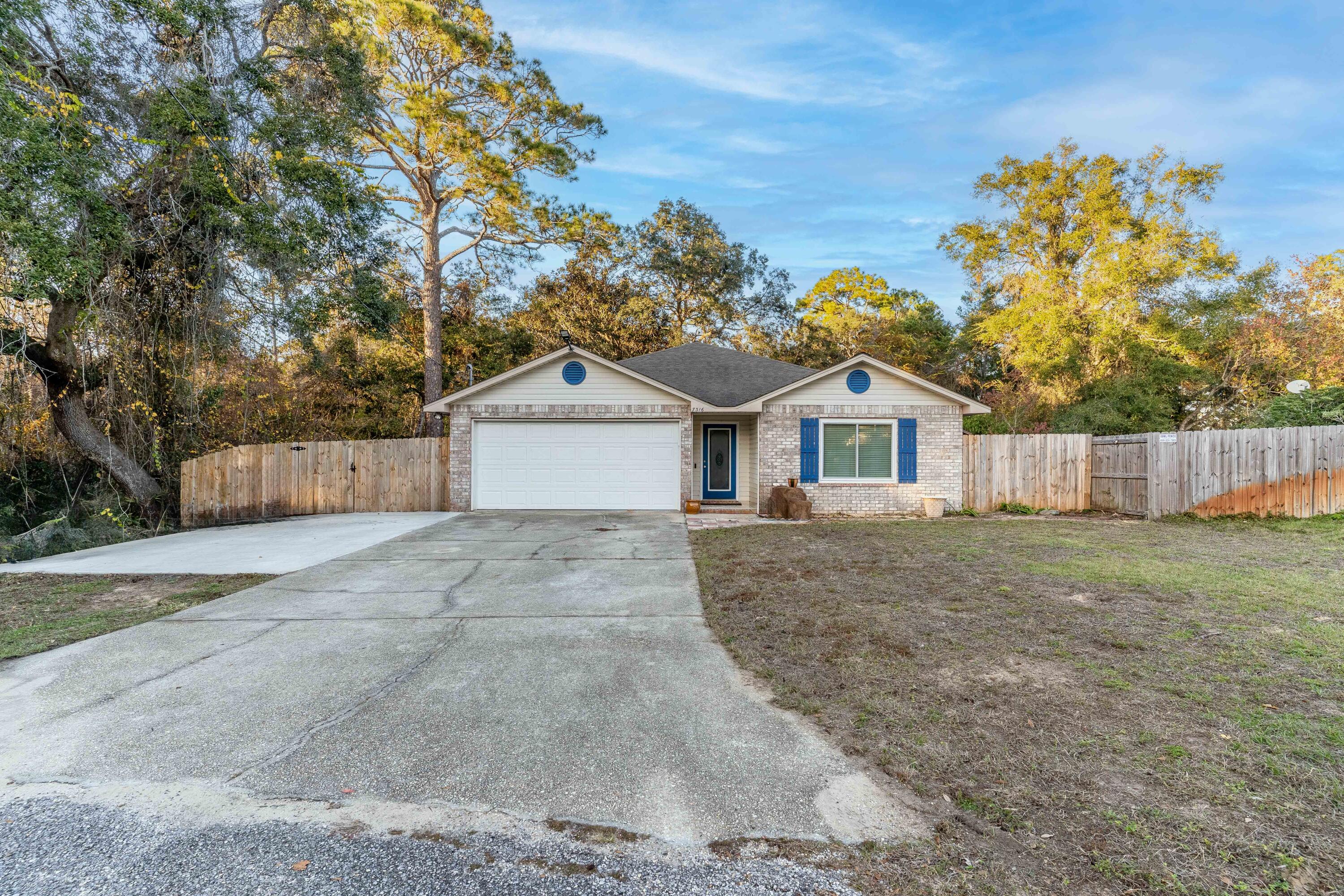 CADDIES COVE - Residential