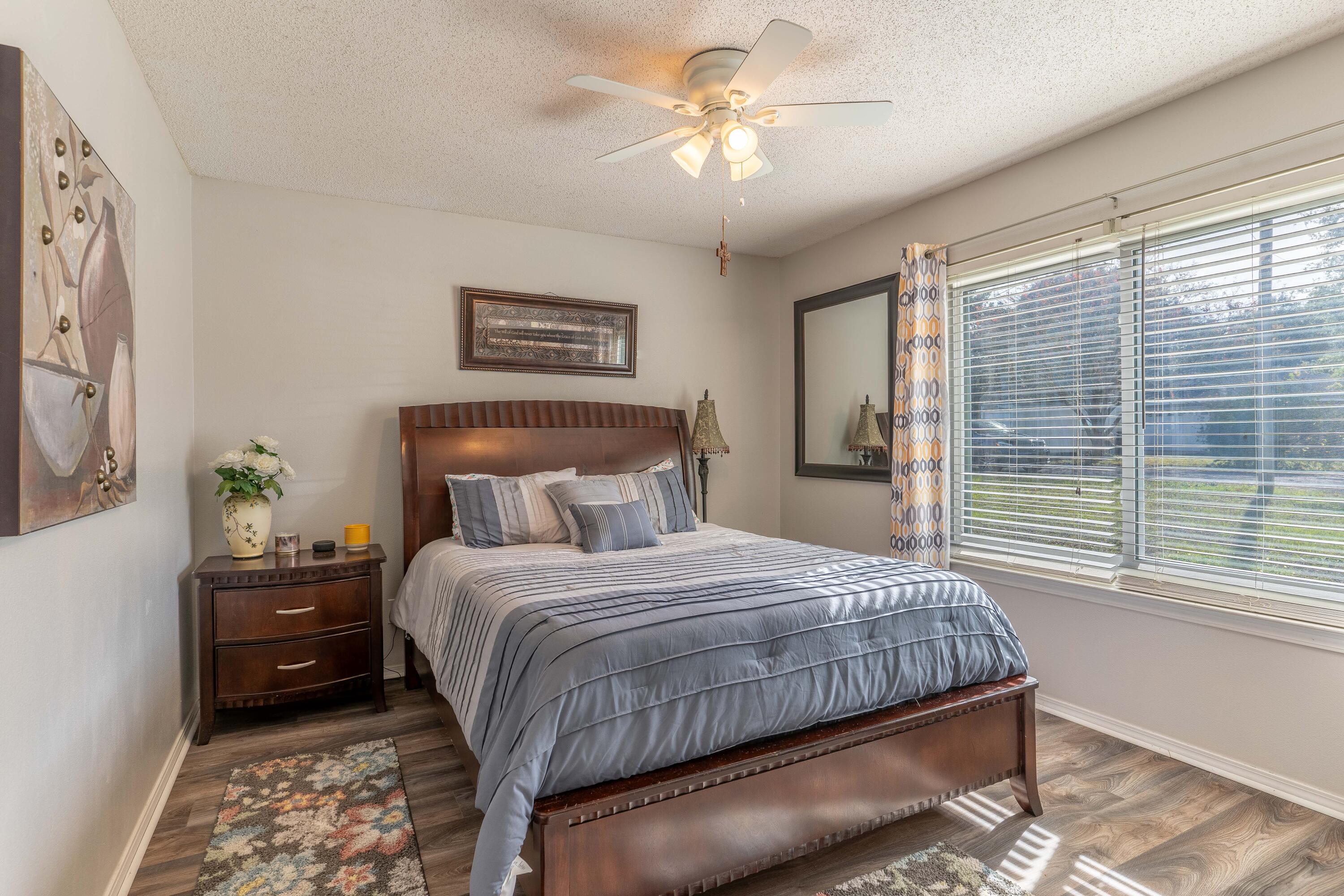 CADDIES COVE - Residential