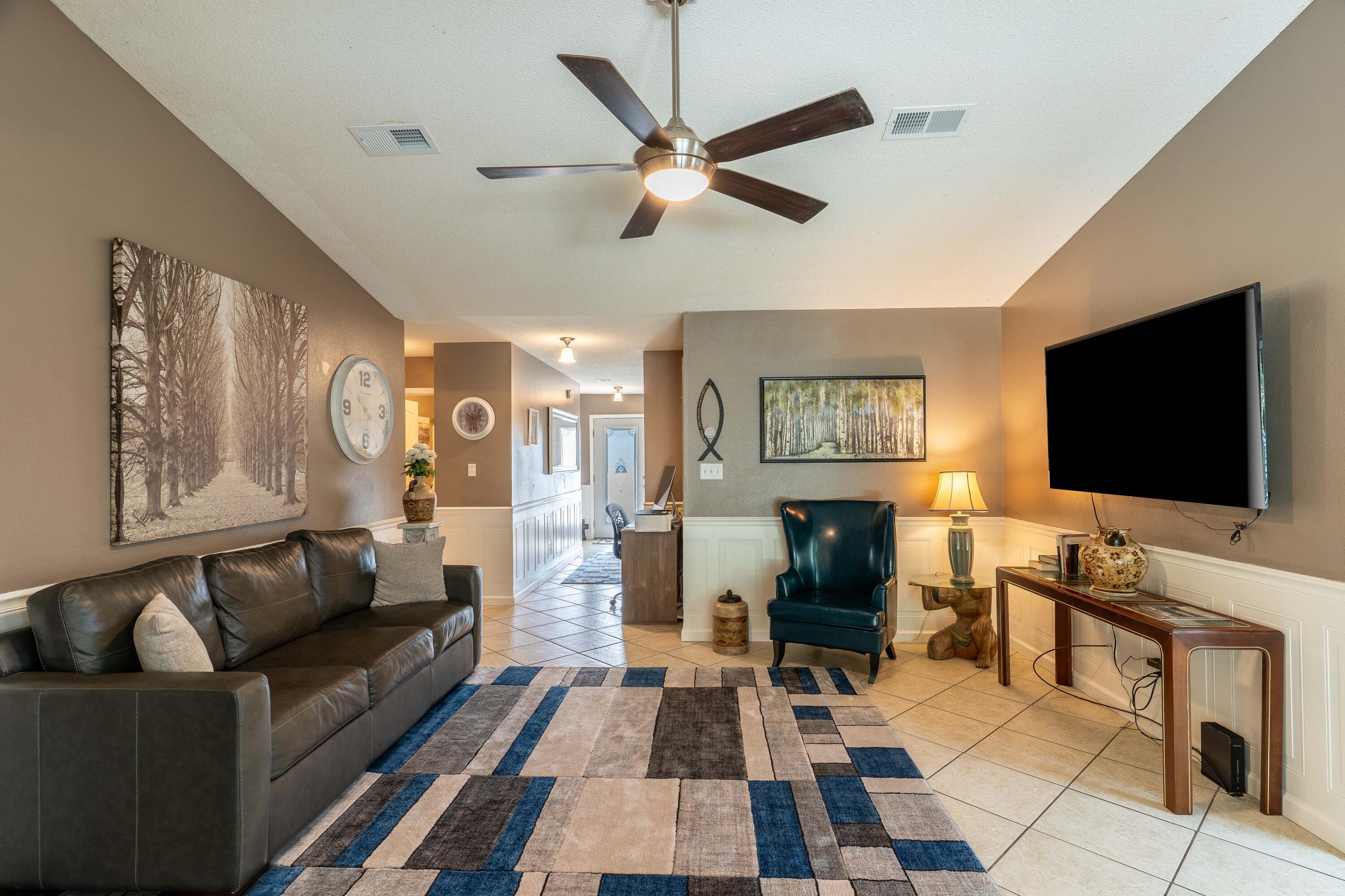 CADDIES COVE - Residential