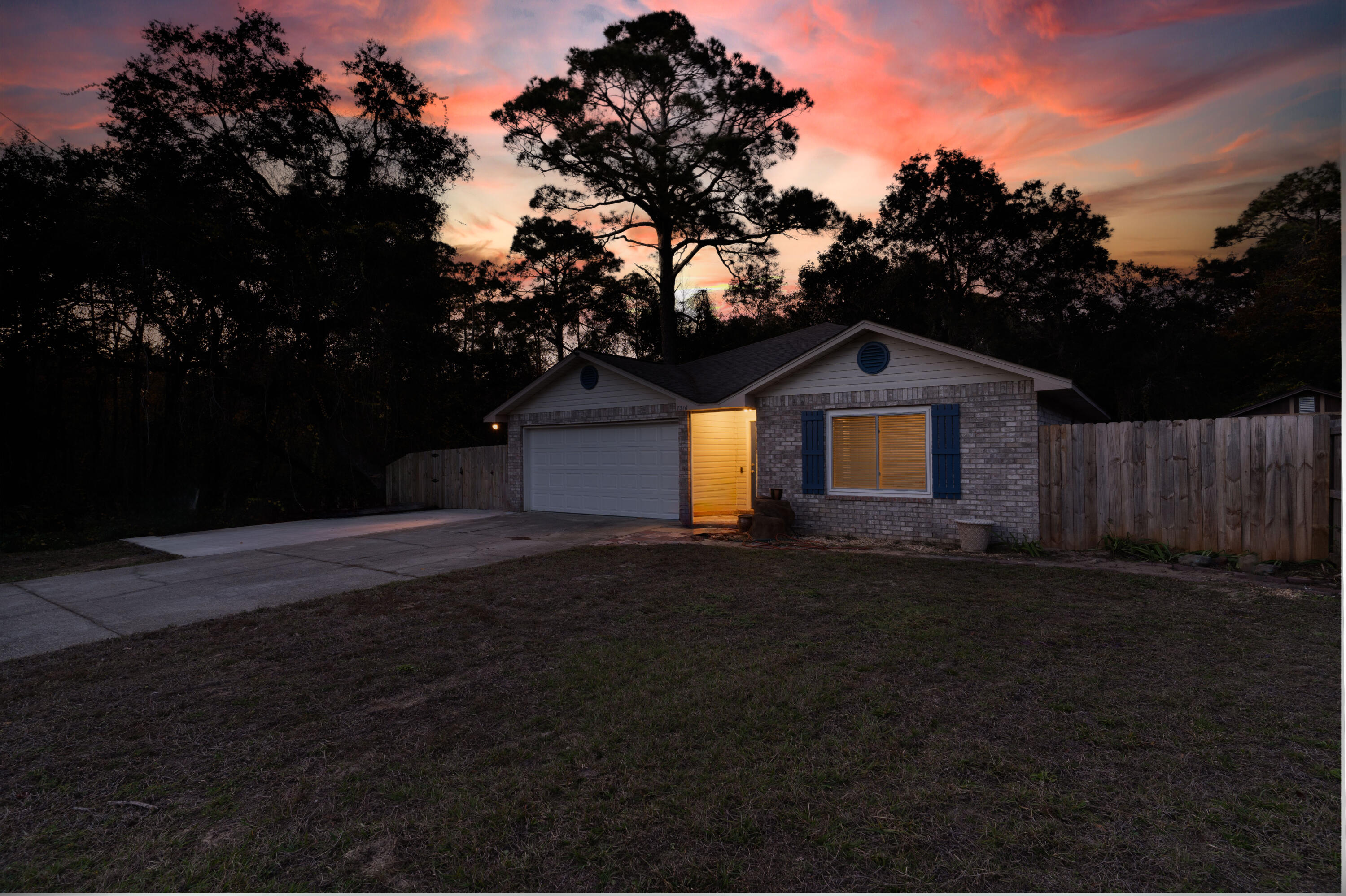 CADDIES COVE - Residential